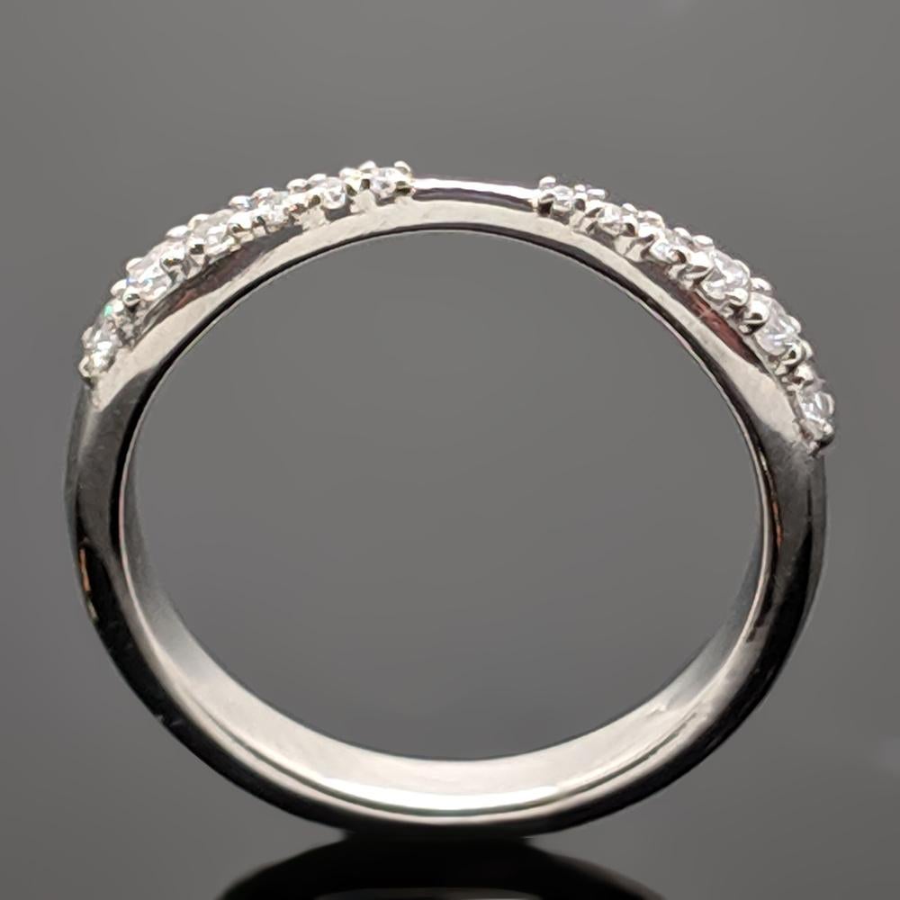 Round Cut Curved 14 Karat White Gold Diamonds Band For Sale