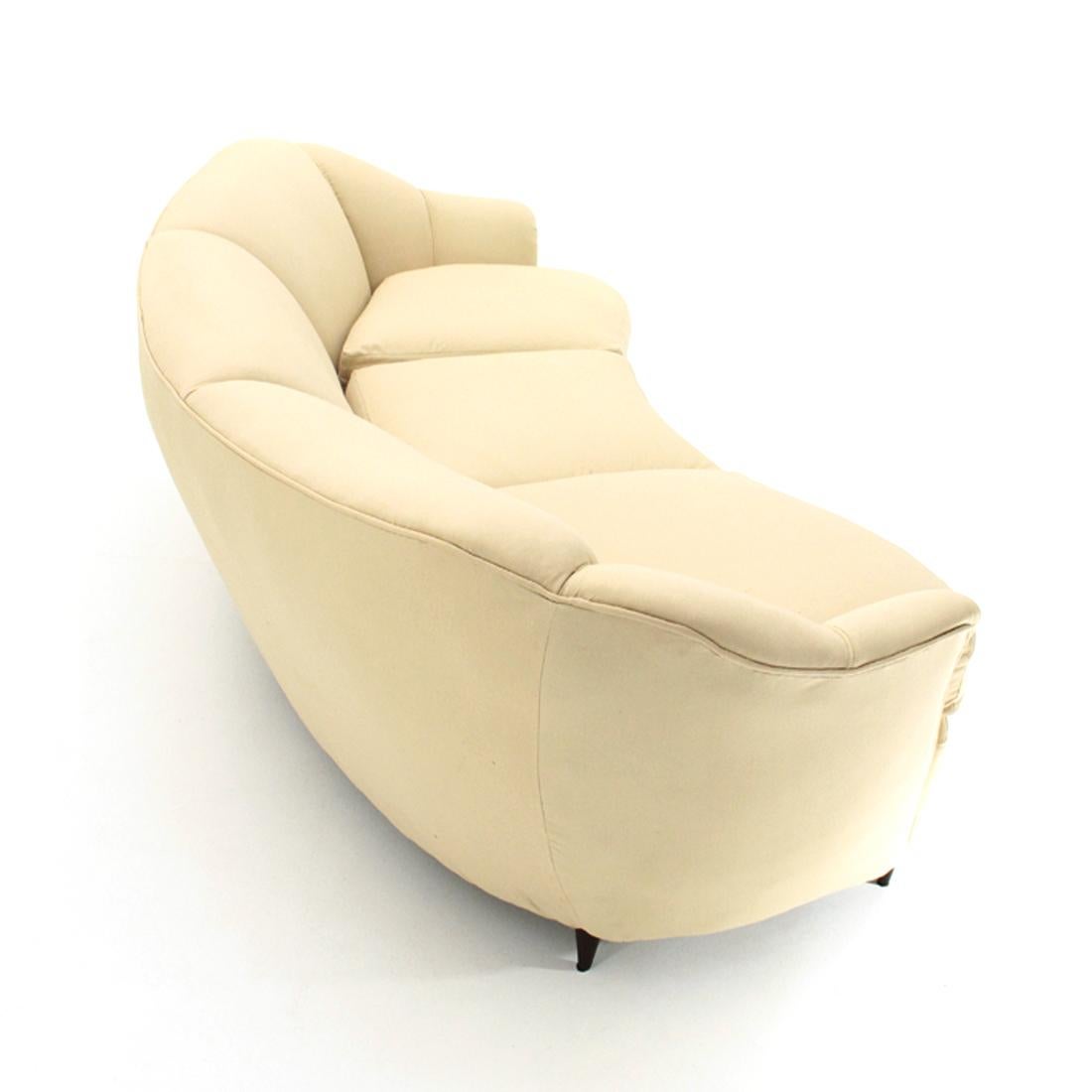 Italian Curved 3-Seat Sofa in White Cream Fabric, 1940s