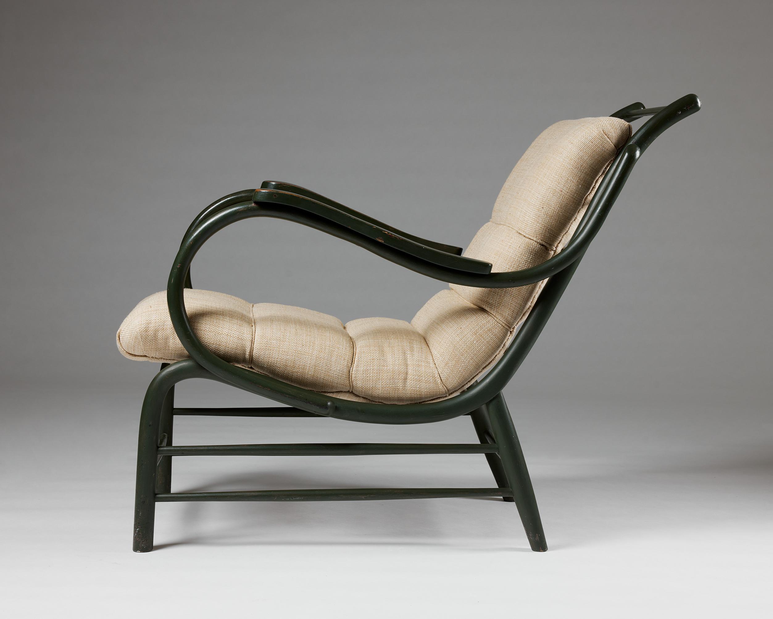 Curved Armchair, anonymous, Sweden, 1940s, lacquered wood, textile upholstery In Good Condition For Sale In Stockholm, SE