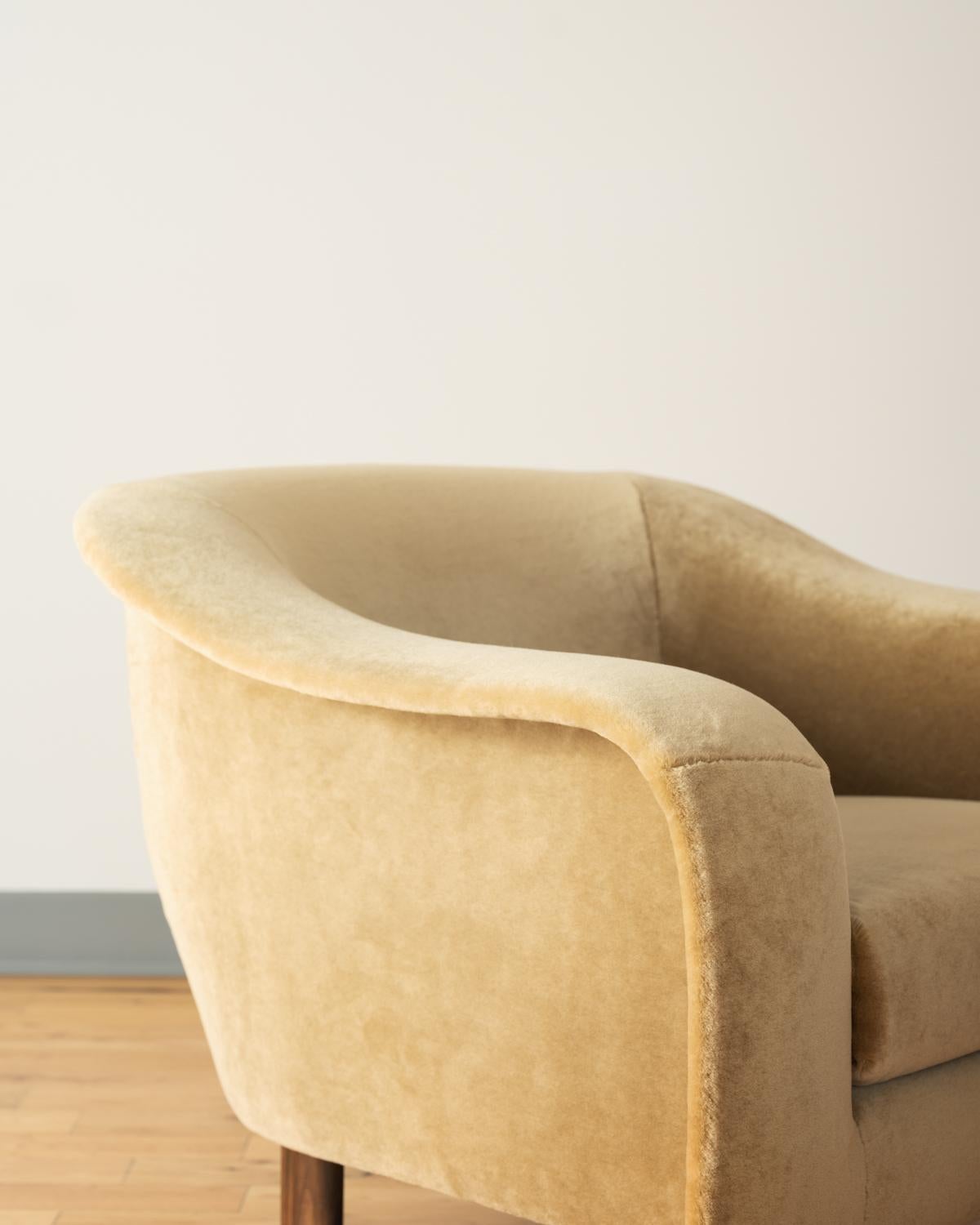 Metà XX secolo Poltrone curve di Joaquim Tenreiro, 1948 in vendita