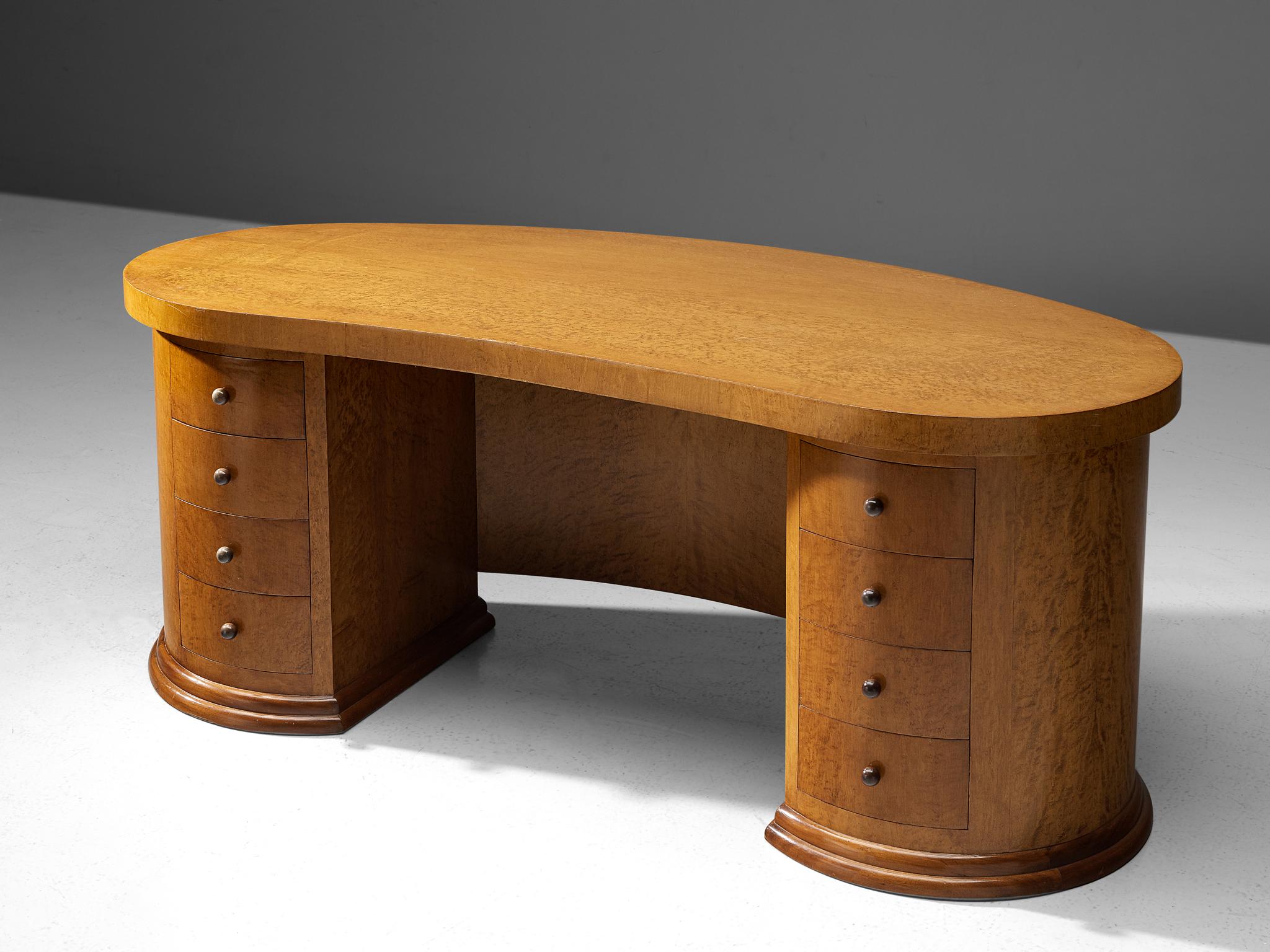curved desk