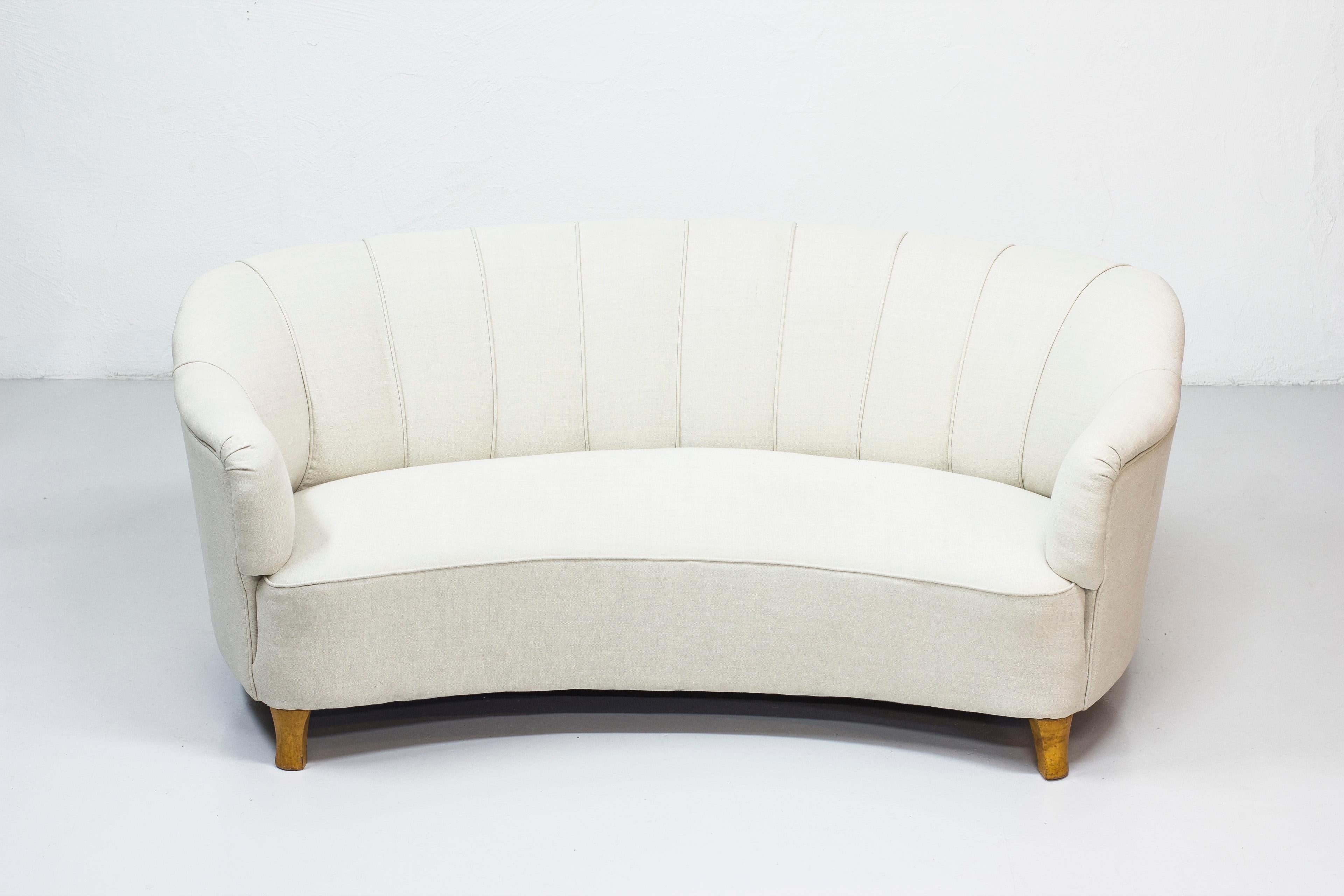 Curved Art Deco Sofa Attributed to Otto Schulz and Boet, Sweden, 1930s 6