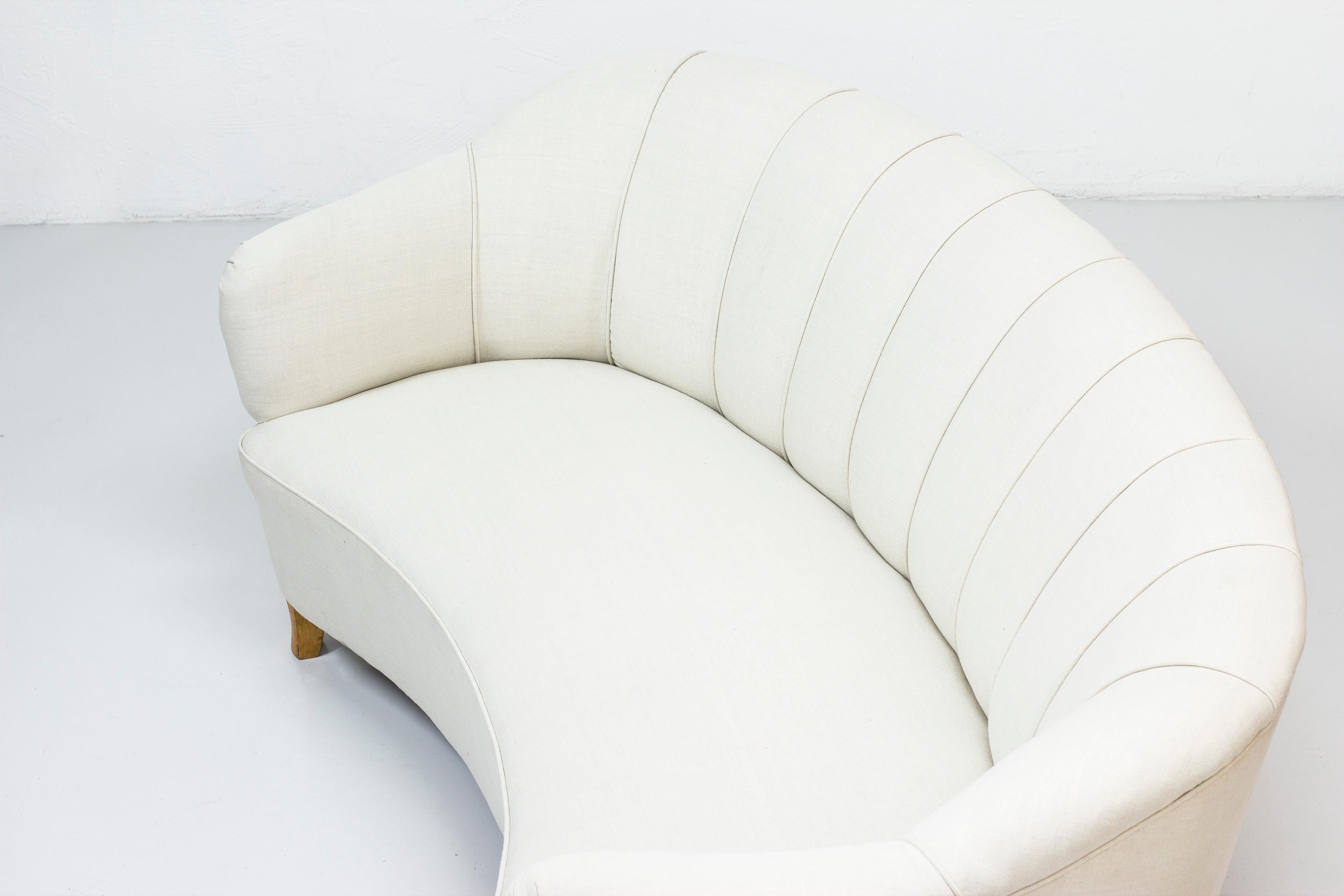 Curved Art Deco Sofa Attributed to Otto Schulz and Boet, Sweden, 1930s 1