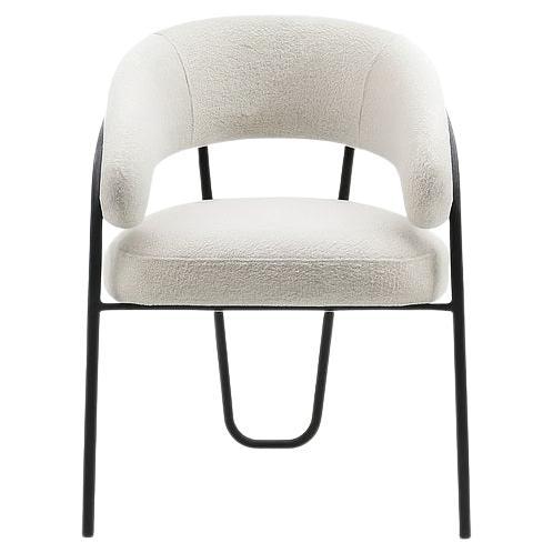 Sillón de Respaldo Curvo con Elegante Estructura Metálica y Tapizado Bouclé-Sergio López Moderno en venta