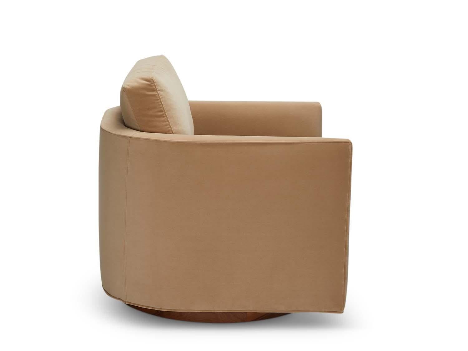 American Curved Back Swivel Chair by Lawson-Fenning For Sale