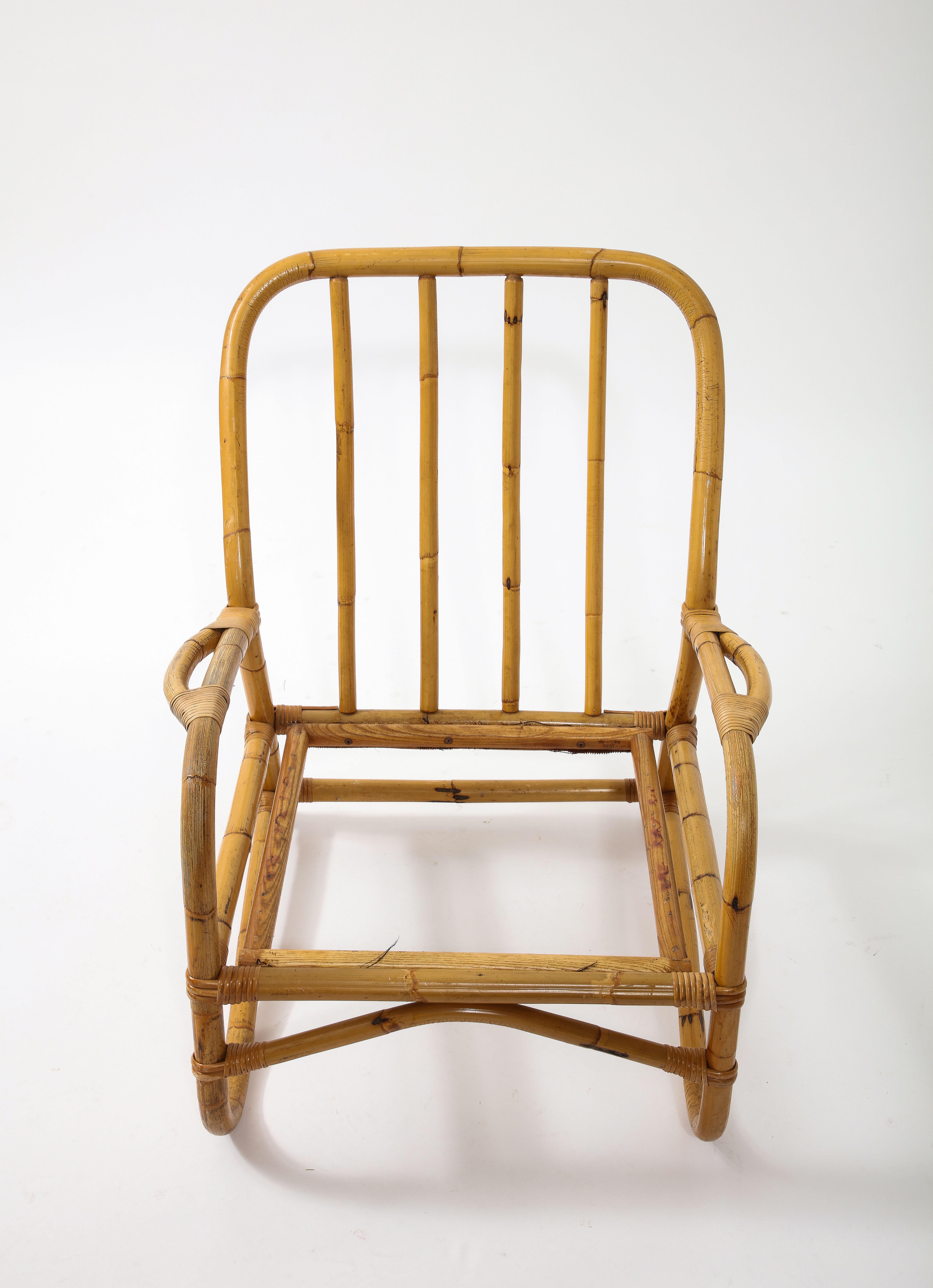 Paire de fauteuils en bambou courbés de style Louis Sognot, France, années 1950 en vente 9