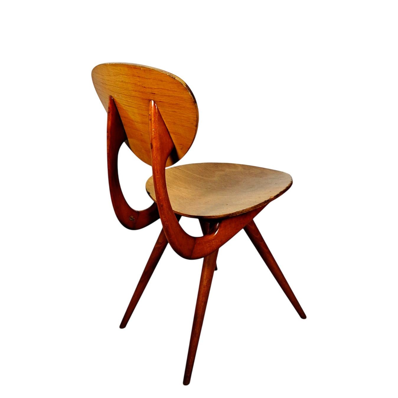 Curved beech chair by Stella – France 1950 In Good Condition For Sale In Girona, Girona