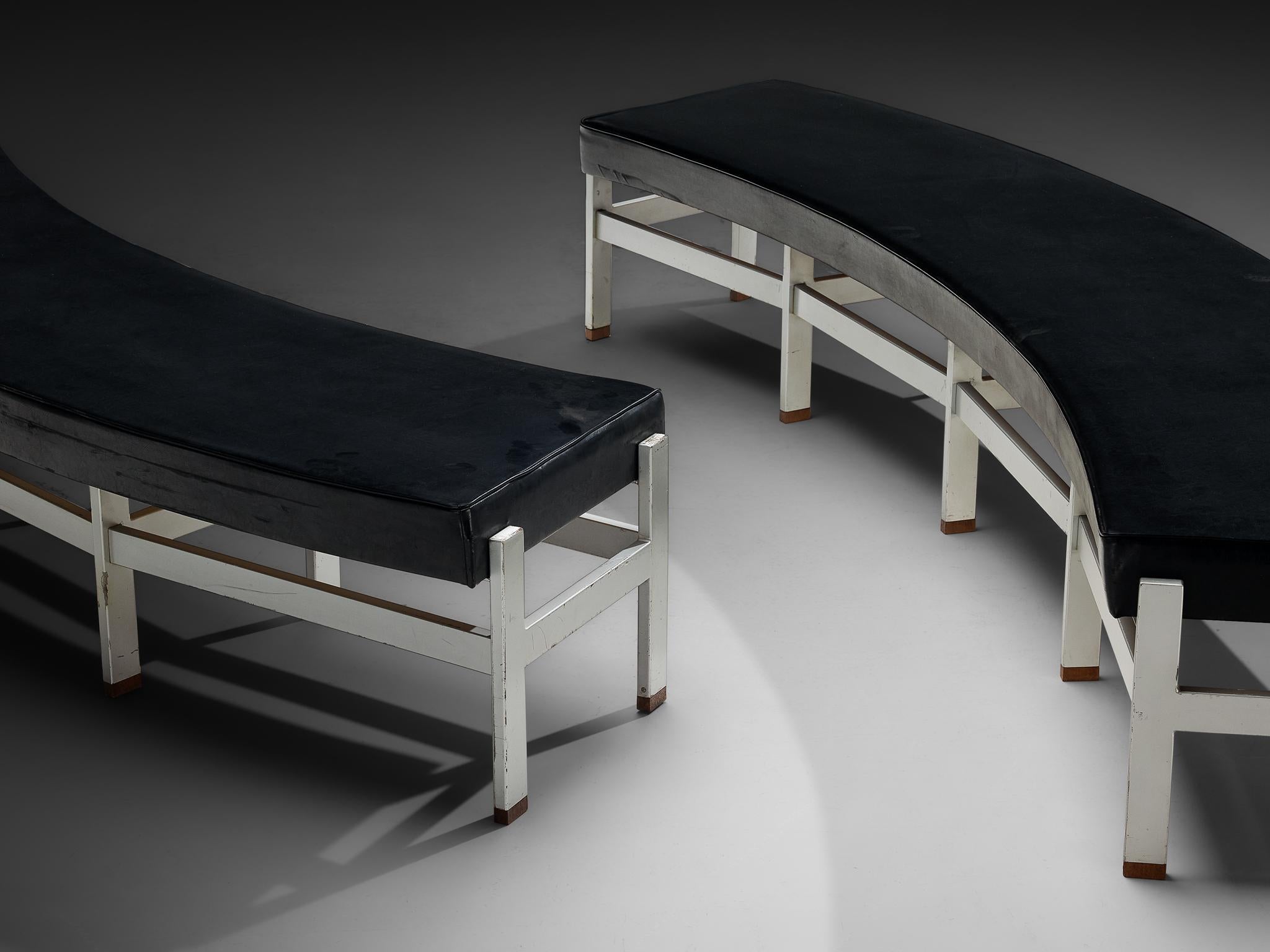 Post-Modern Curved Benches in Black Upholstery and Metal For Sale