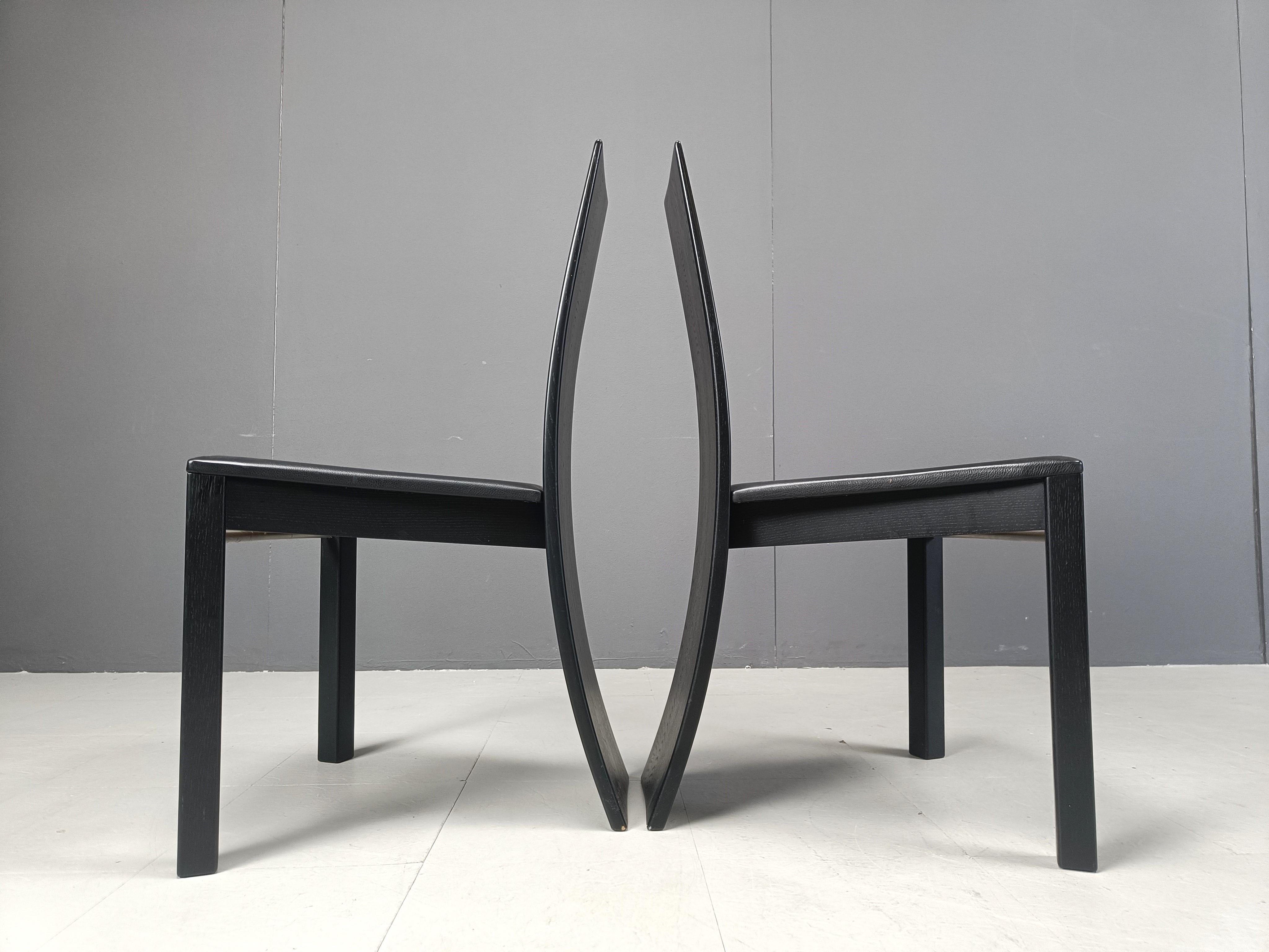 Curved black wooden dinng chairs, 1980s For Sale 4