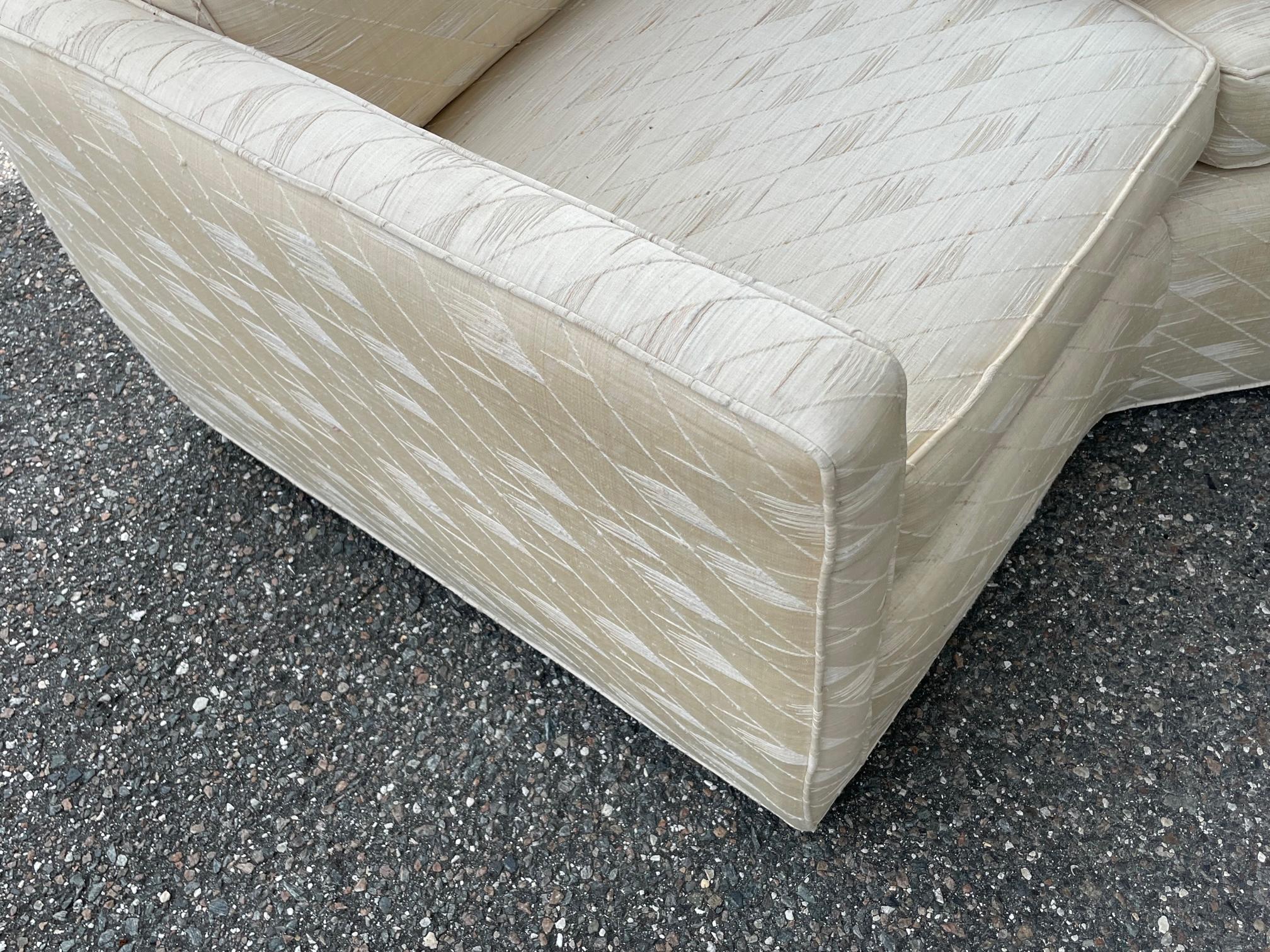 Gebogenes, kreisförmiges Sofa in der Art von Milo Baughman im Zustand „Gut“ im Angebot in Jacksonville, FL