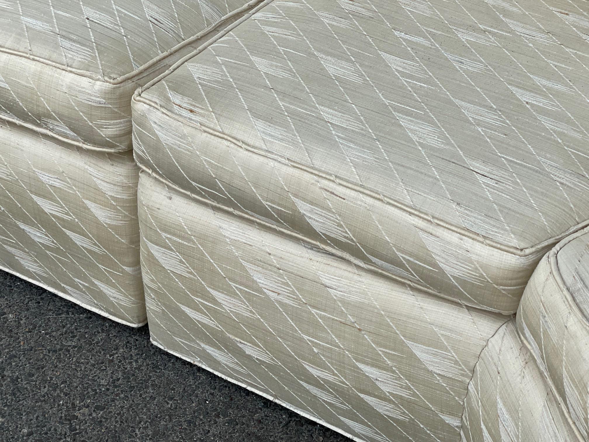 Gebogenes, kreisförmiges Sofa in der Art von Milo Baughman (Polster) im Angebot