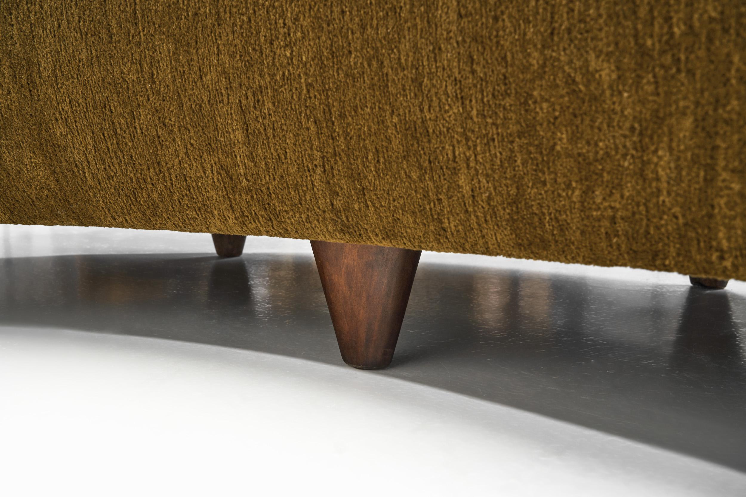 Gebogenes Wolkensofa mit erdfarbenem Bezug, Vereinigte Staaten 1980er Jahre im Angebot 11
