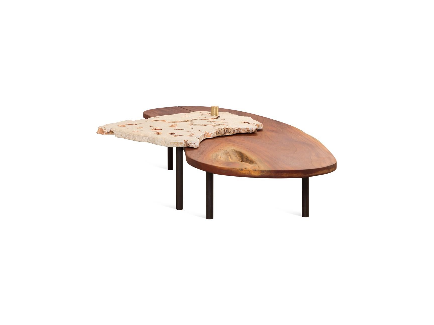 Coral: Adjustable Slab- Modern Mahogany & Coral Quartz Center Table In New Condition For Sale In Guaynabo, US