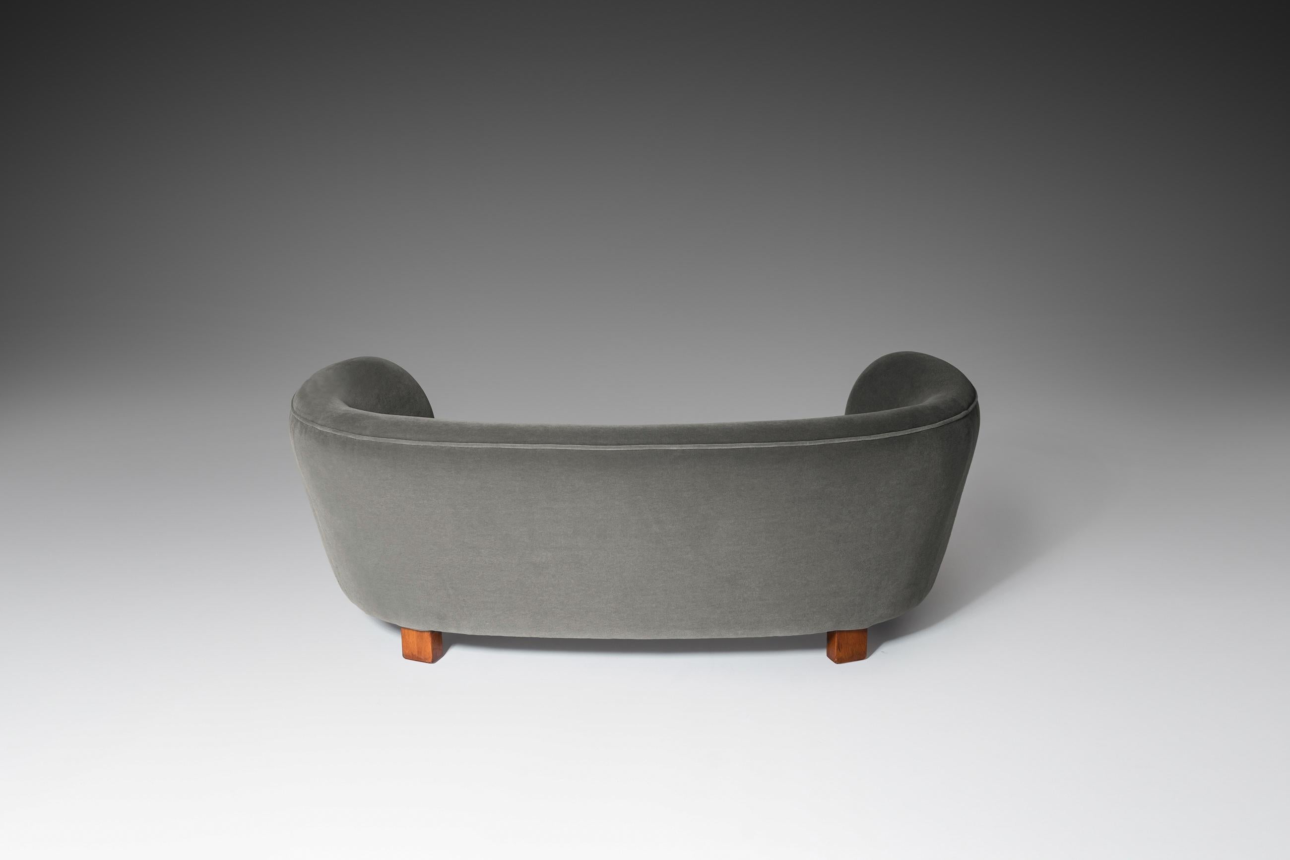 Mid-20th Century Curved Danish Banana Sofa in Rich Mohair