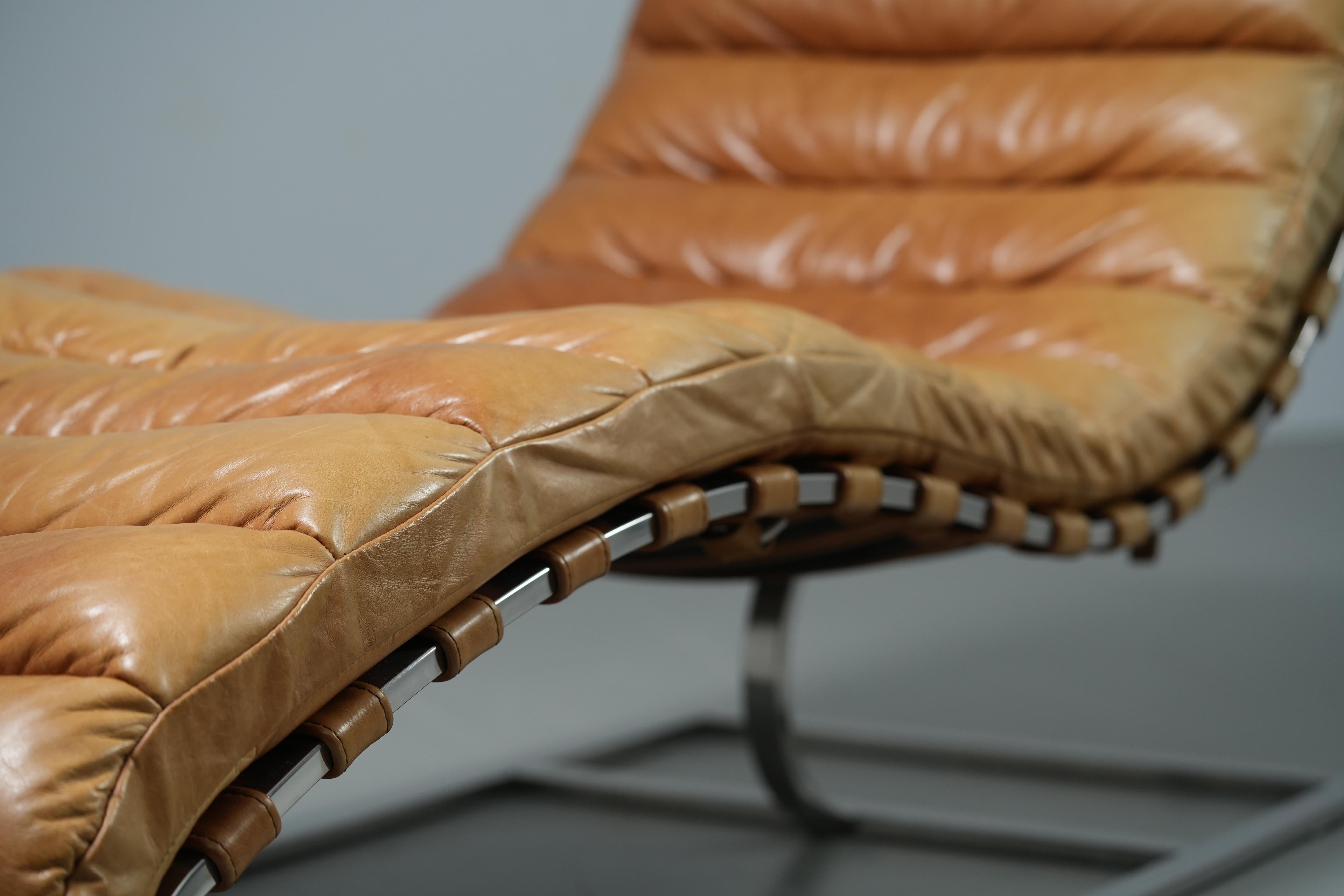 Curved Daybed in Cognac Leather and Chrome, Germany, 1980's 2