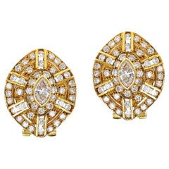 Curved Diamond and Yellow Gold Earrings, 18 Karat, Part of Earring Set