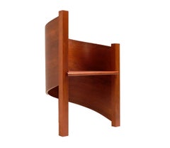 Silla curvada de comedor o de centro en roble blanco / cerezo ahumado by Cultivation Objects