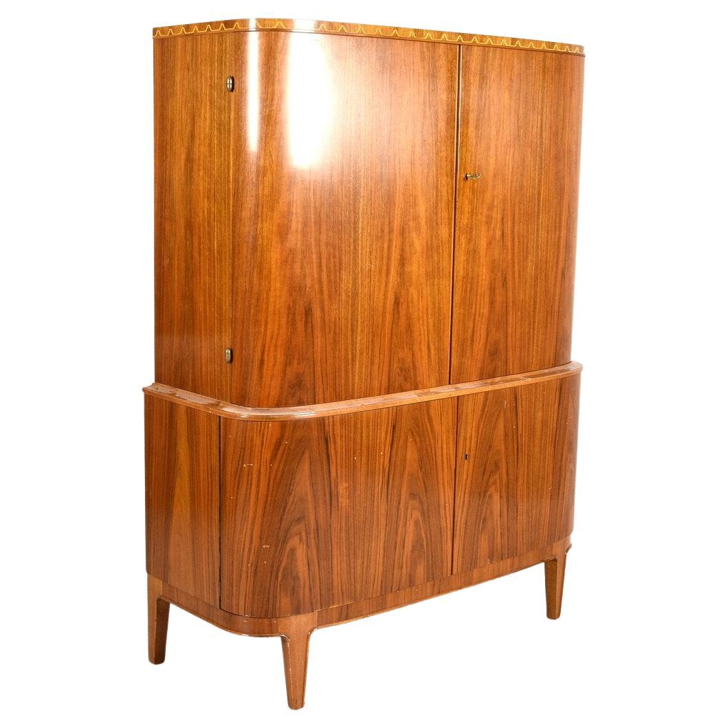 Antique Mahogany Curved Front at 1stDibs