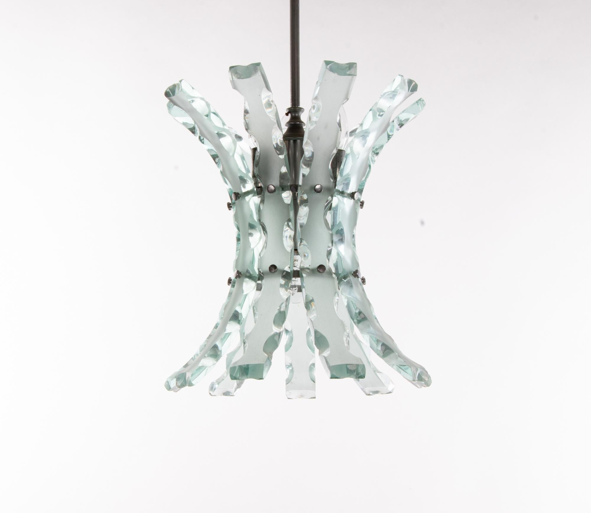 Fontana Arte Curved Glass Chandelier by O4 Zero Quattro, Italy, 1960s In Good Condition In Niederdorfelden, Hessen