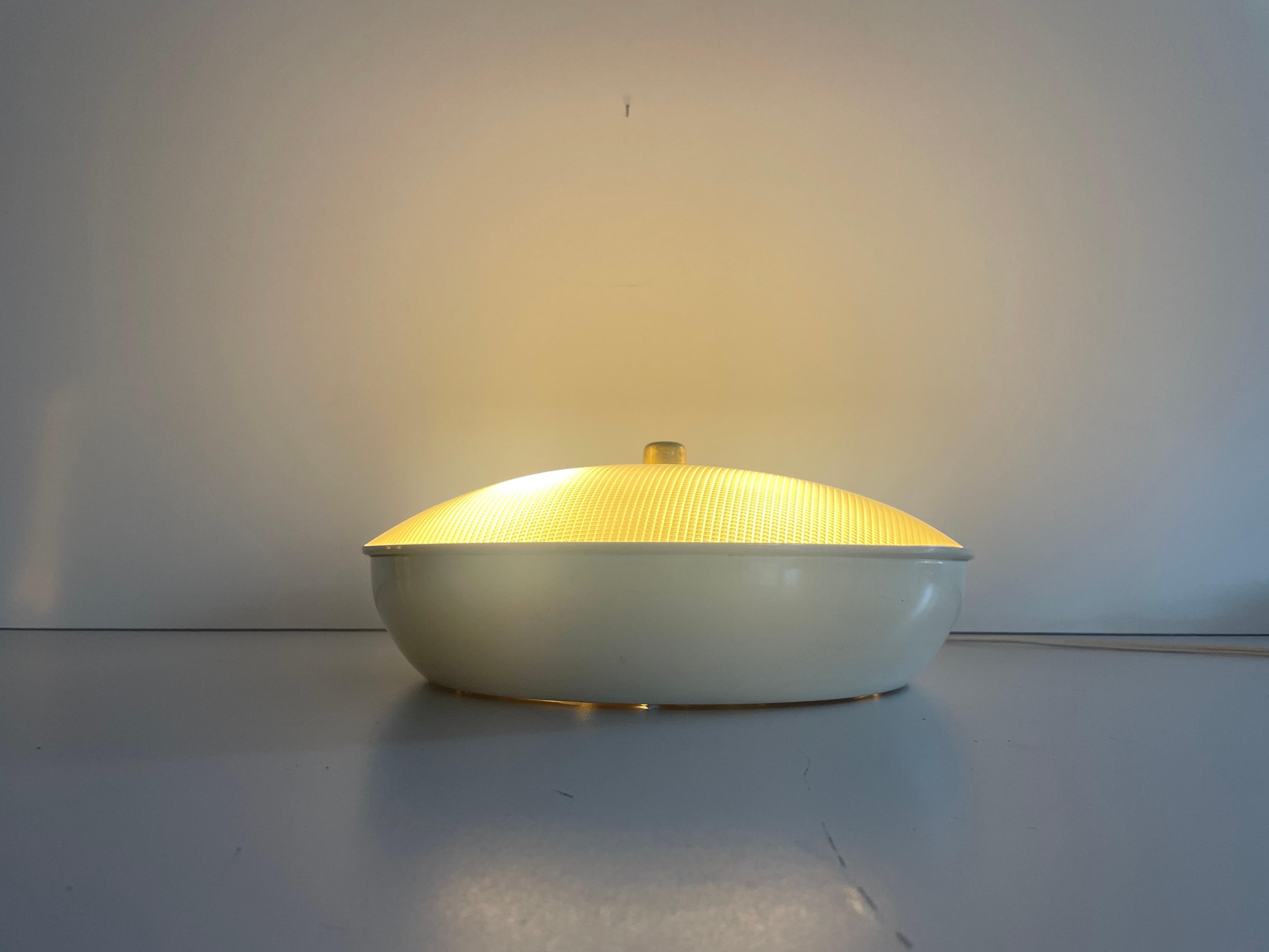 Lámpara empotrada de cristal curvado de Lumi, años 50, Italia en venta 3