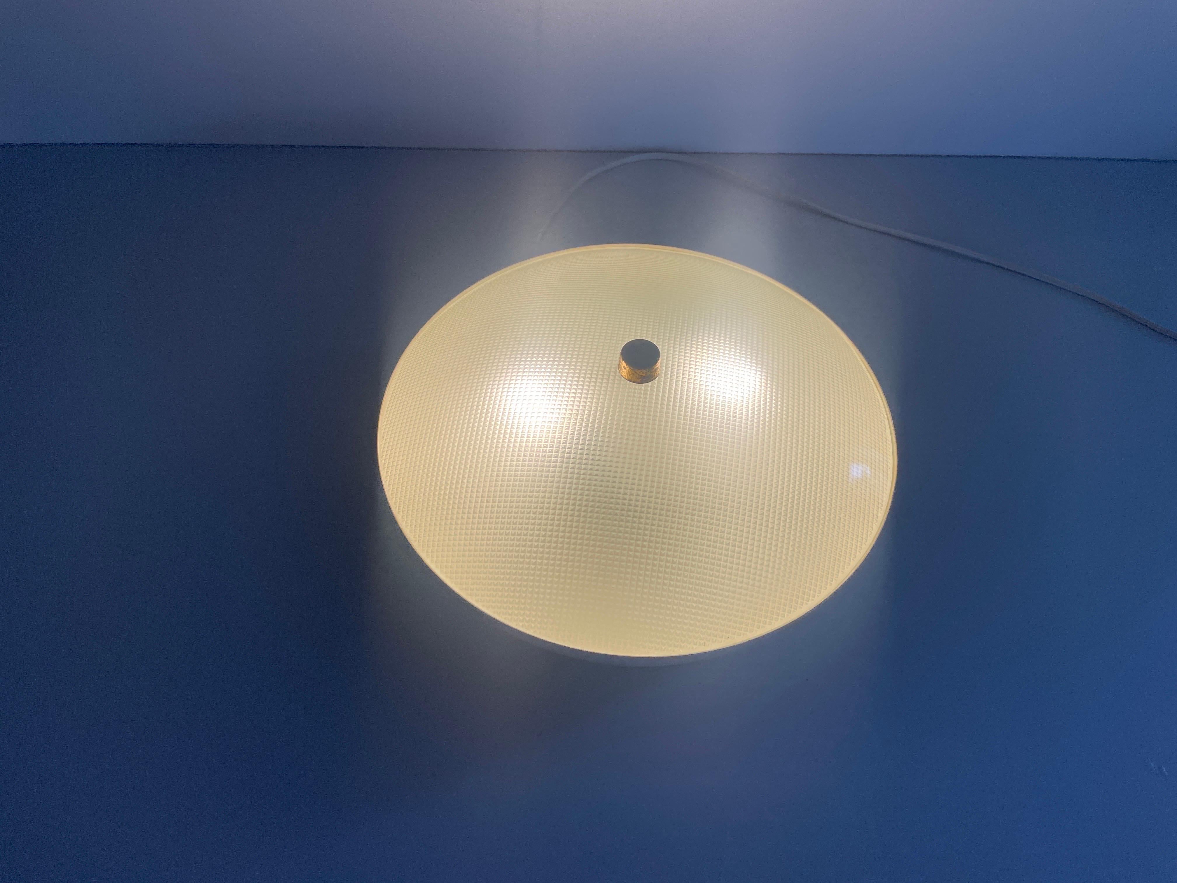 Lámpara empotrada de cristal curvado de Lumi, años 50, Italia en venta 6