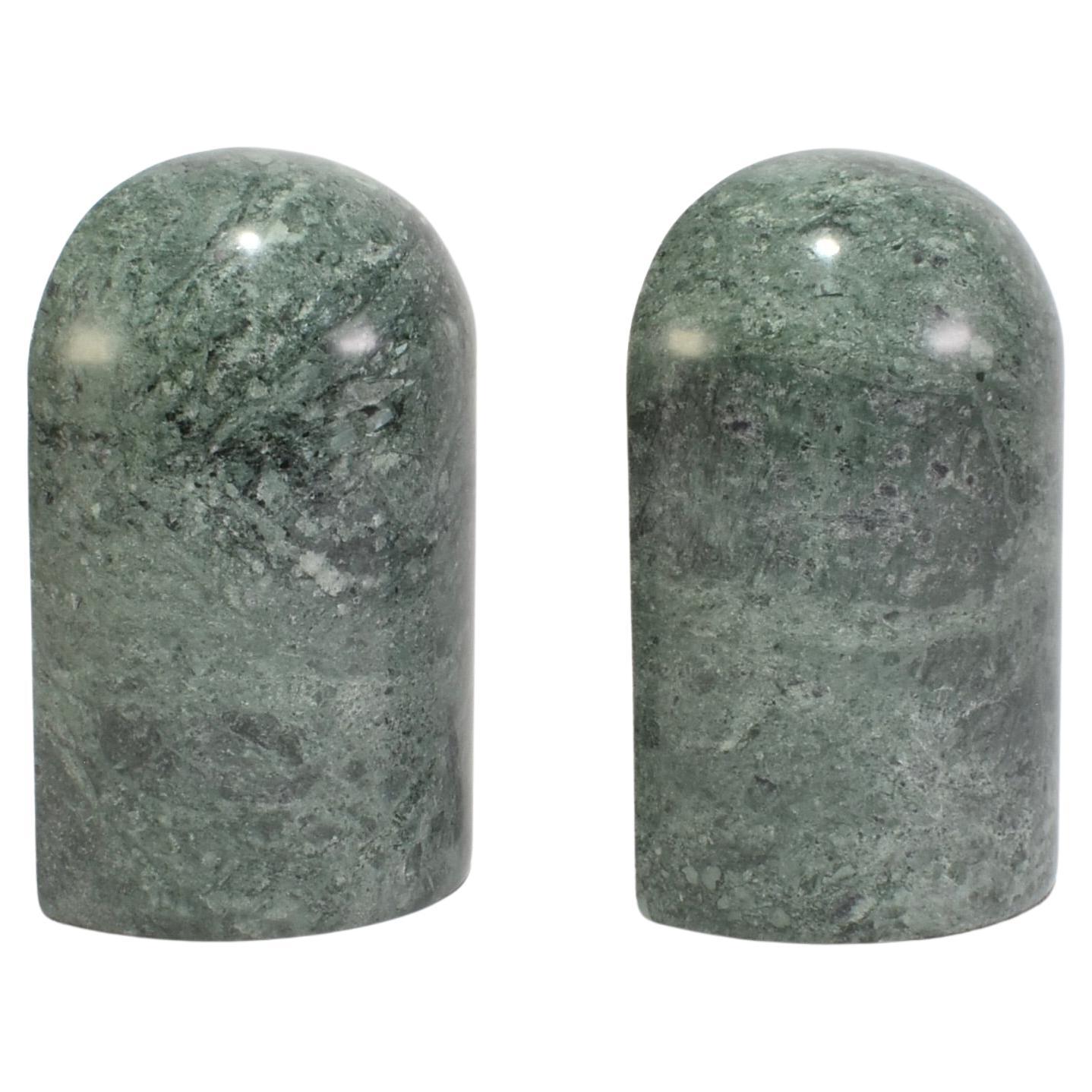 Sujetalibros curvo de granito en venta