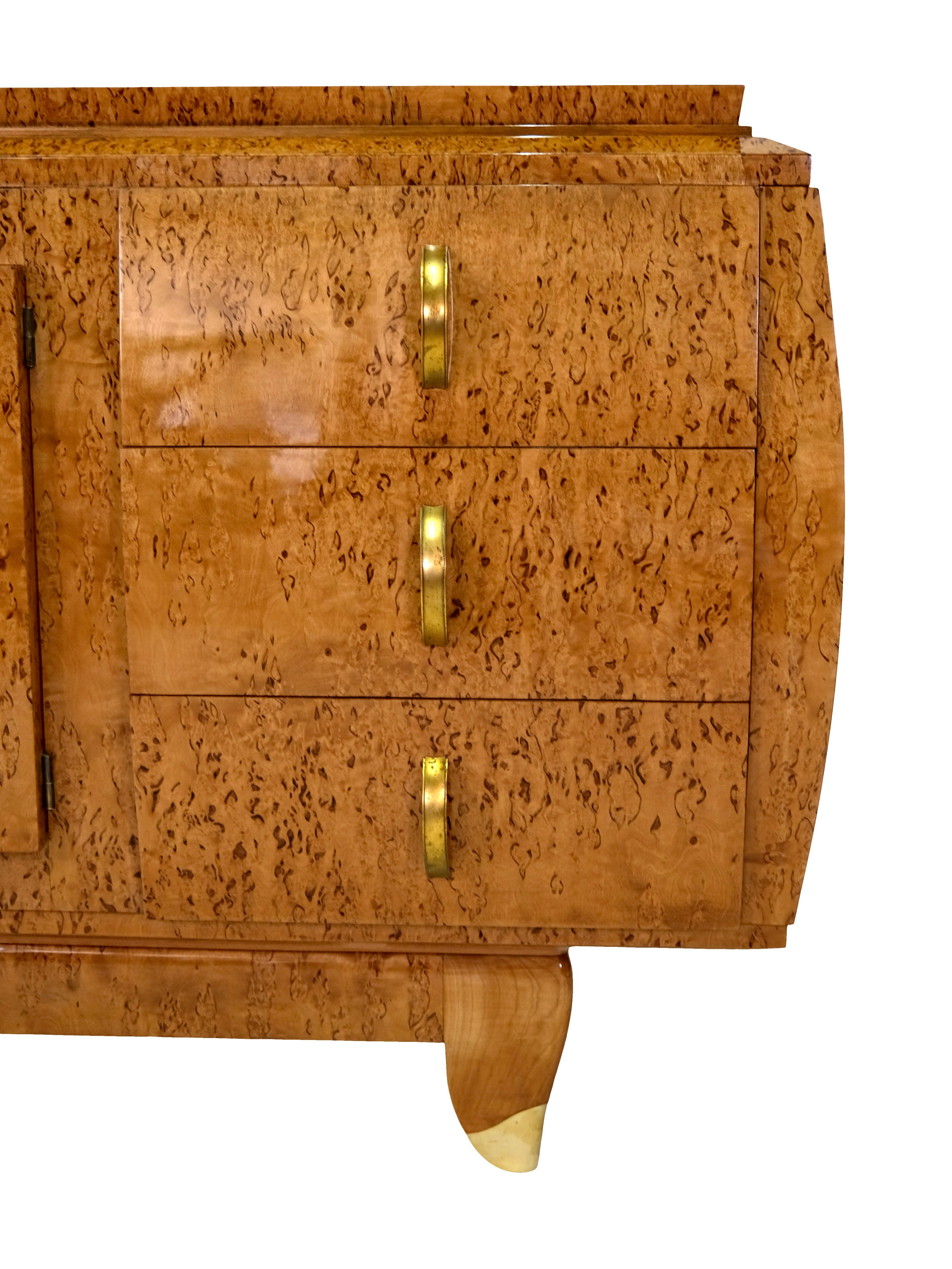 Curved hand polished Art Deco Sideboard in Birch Burl Wood with Brass Fittings For Sale 3