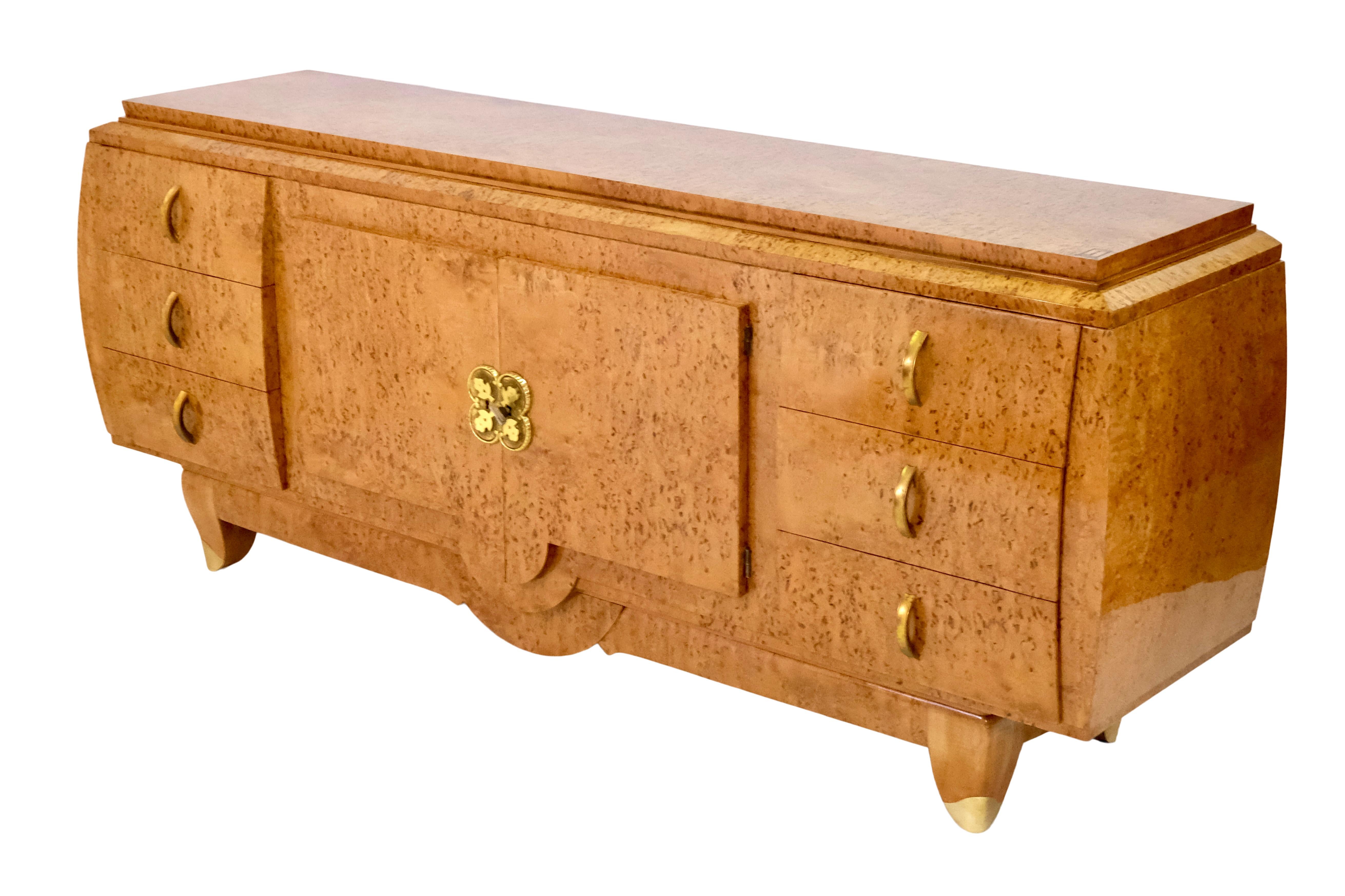 Polished Curved hand polished Art Deco Sideboard in Birch Burl Wood with Brass Fittings For Sale