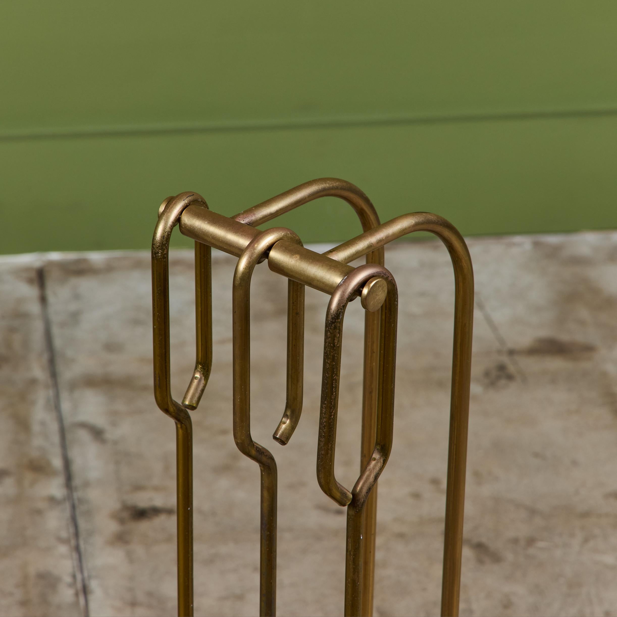 Curved Handle Brass Fireplace Tool Set For Sale 4