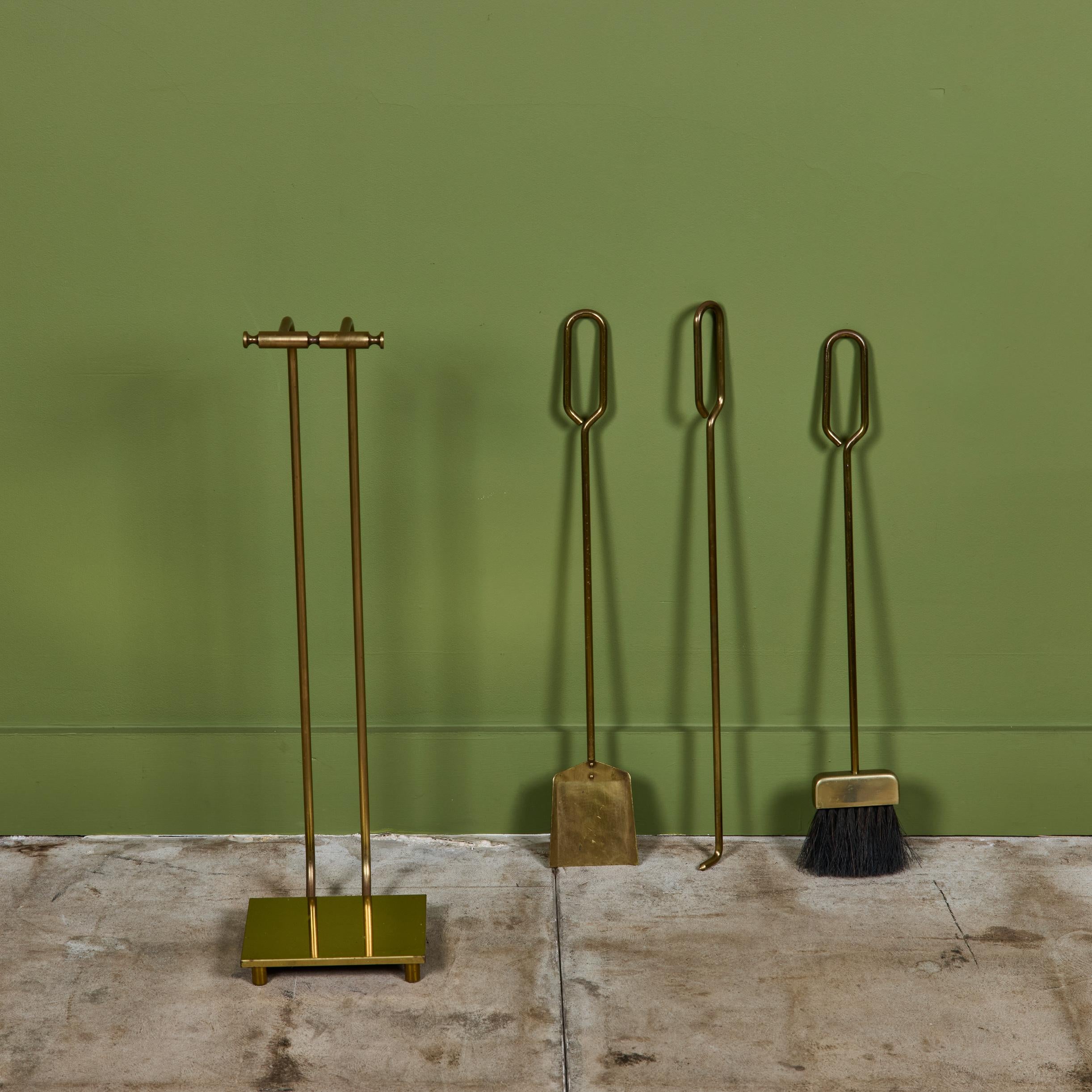 Curved Handle Brass Fireplace Tool Set For Sale 7