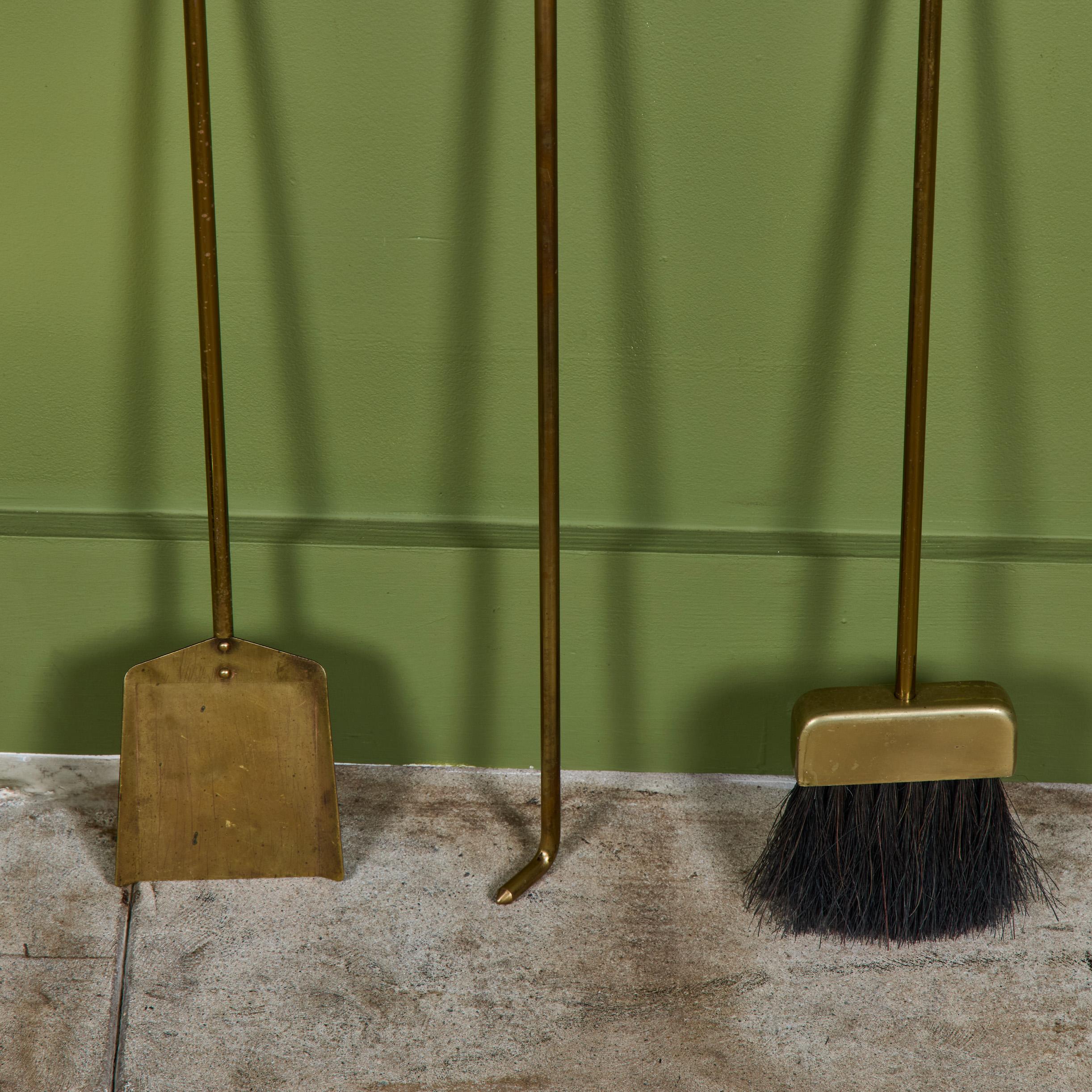 Curved Handle Brass Fireplace Tool Set For Sale 9