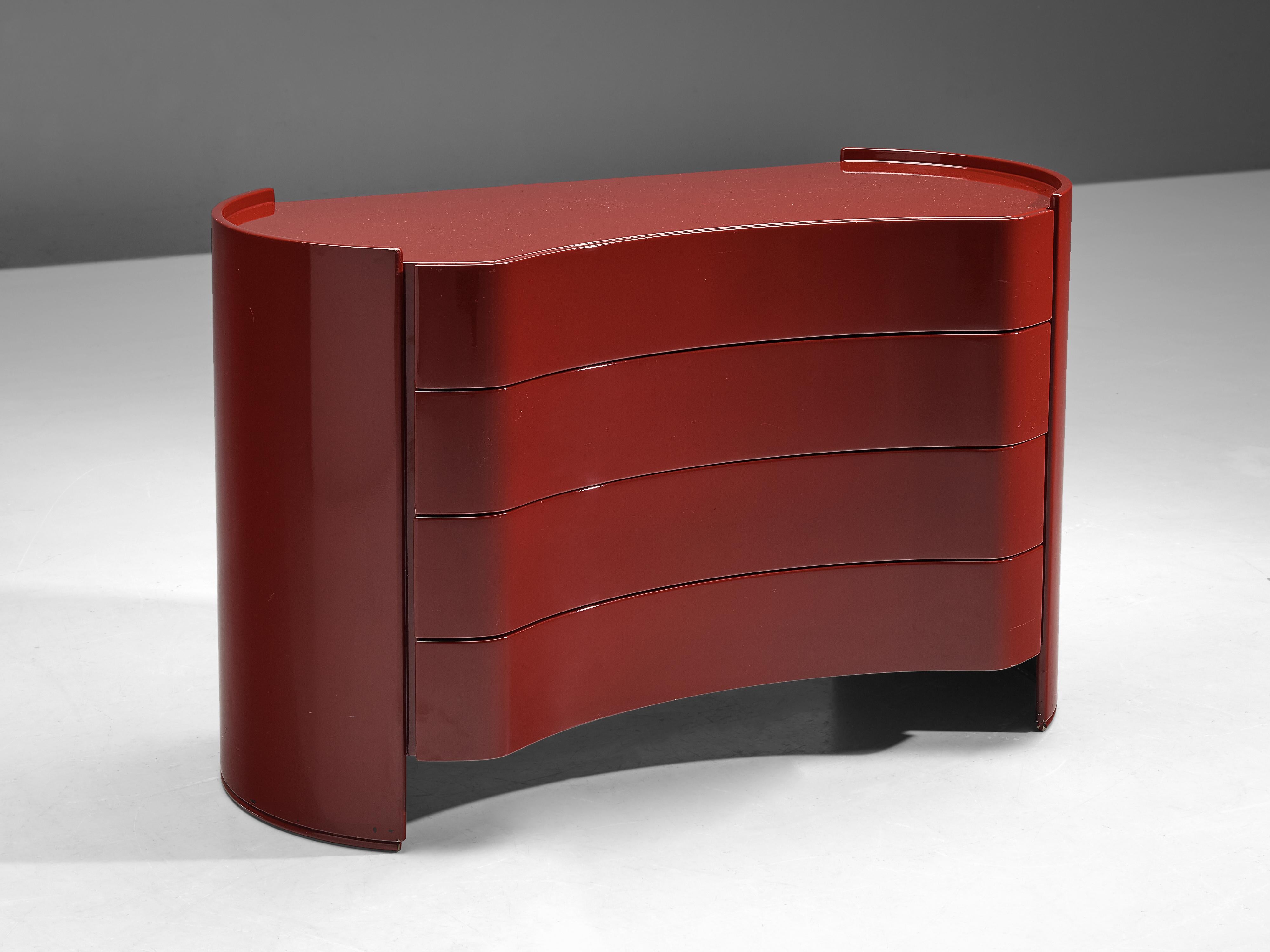 Benatti, chest of drawers model 'Aiace', lacquered wood, Italy, 1966.

Playful curved chest of drawers, created by Italian manufacturer Benatti in 1966. The striking cabinet is kidney-shaped and finished in high gloss burgundy lacquer. The