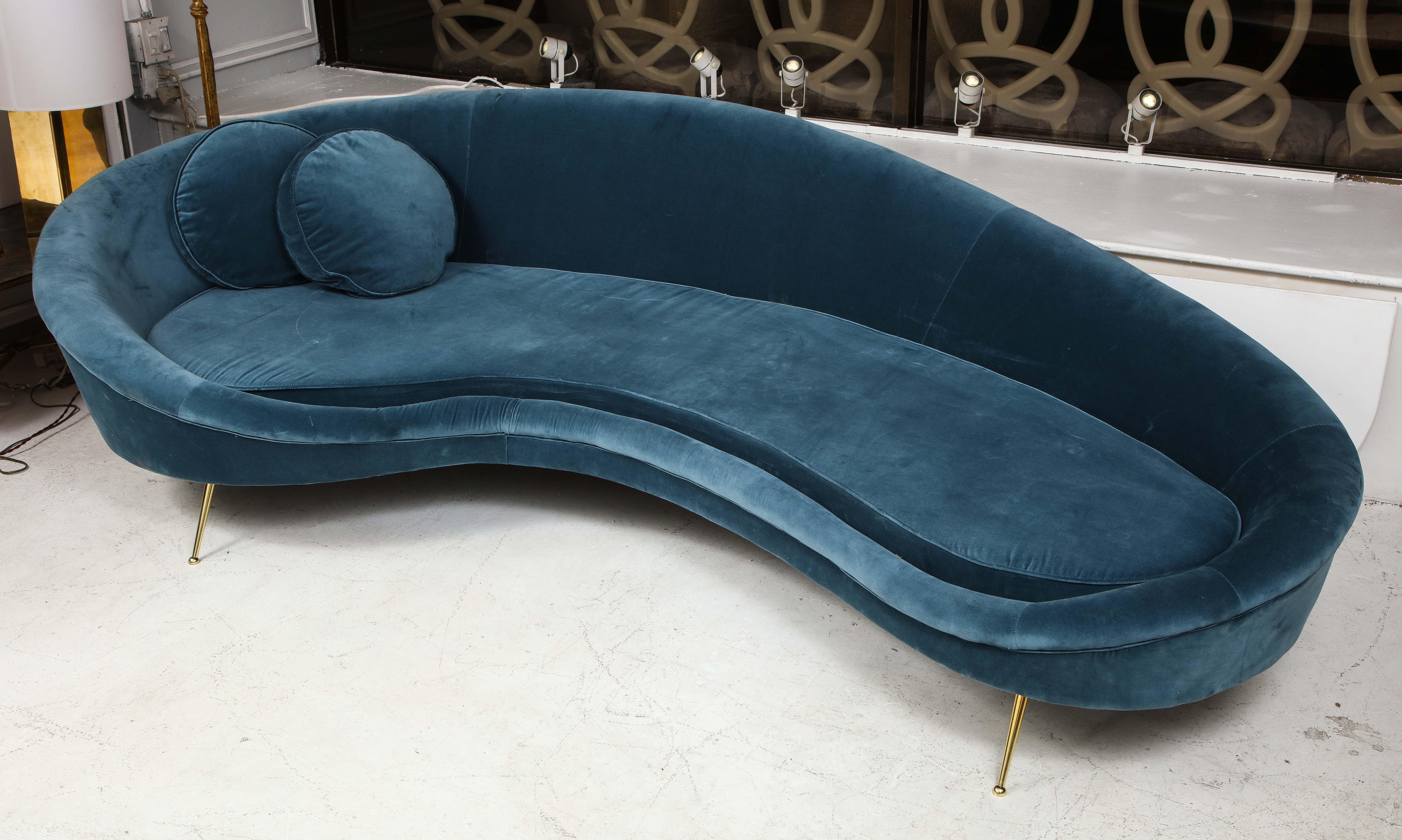 Curved Italian Sofa in the manner of Federico Munari upholstered in blue velvet fabric