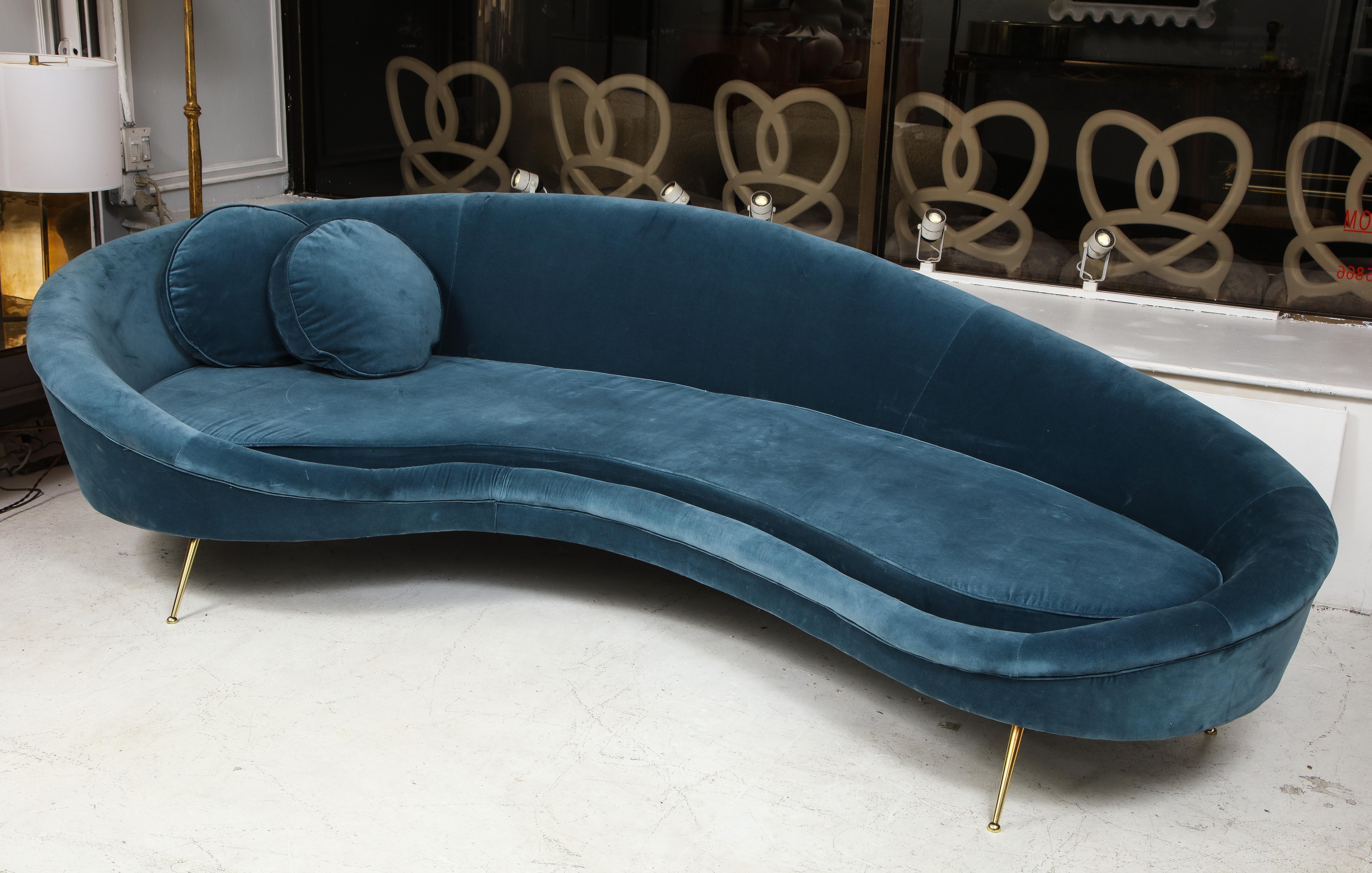 Curved Italian Sofa in the manner of Federico Munari 