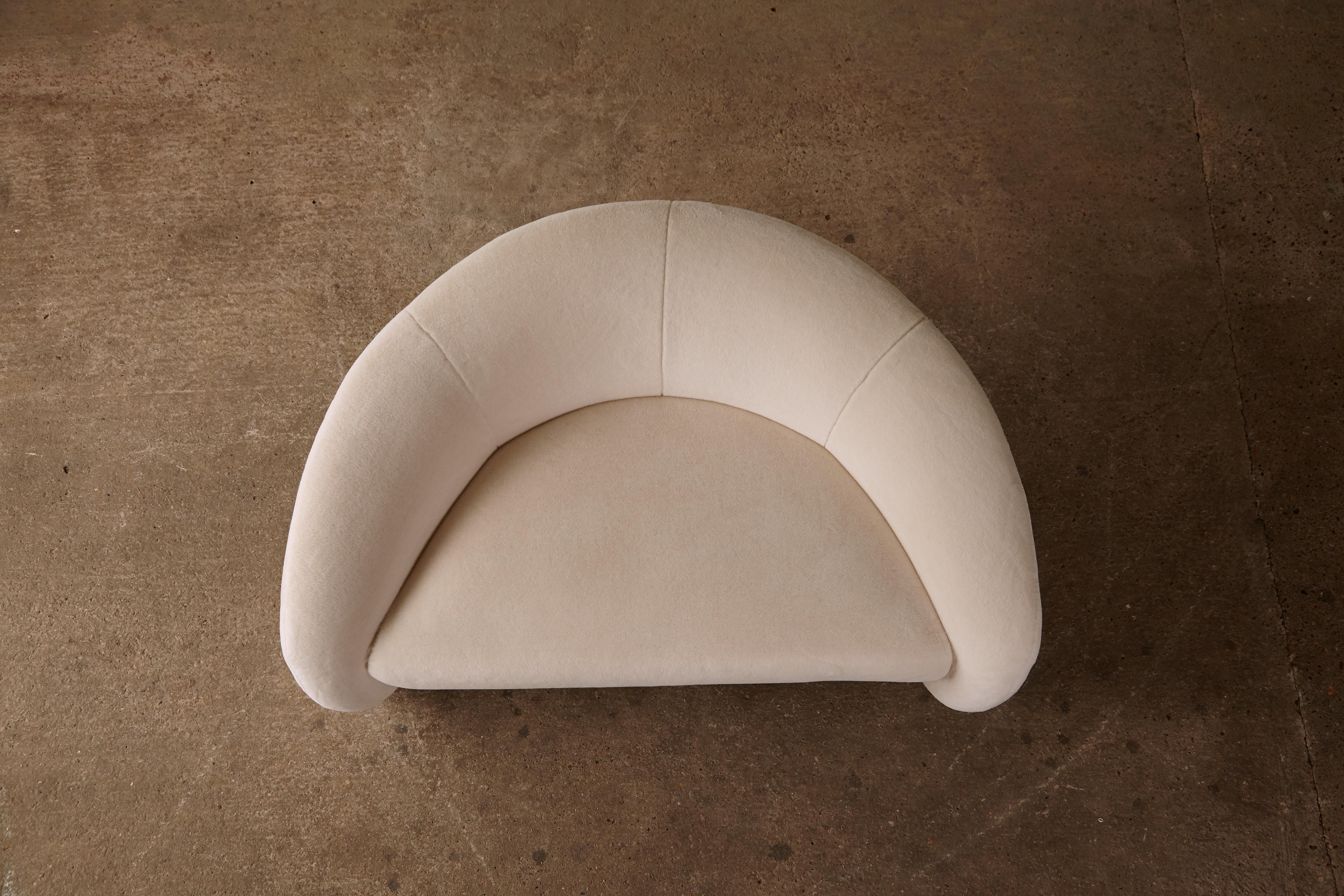 Curved Italian Sofa / Loveseat, Newly Upholstered in Alplaca, 1970s/1980s 6