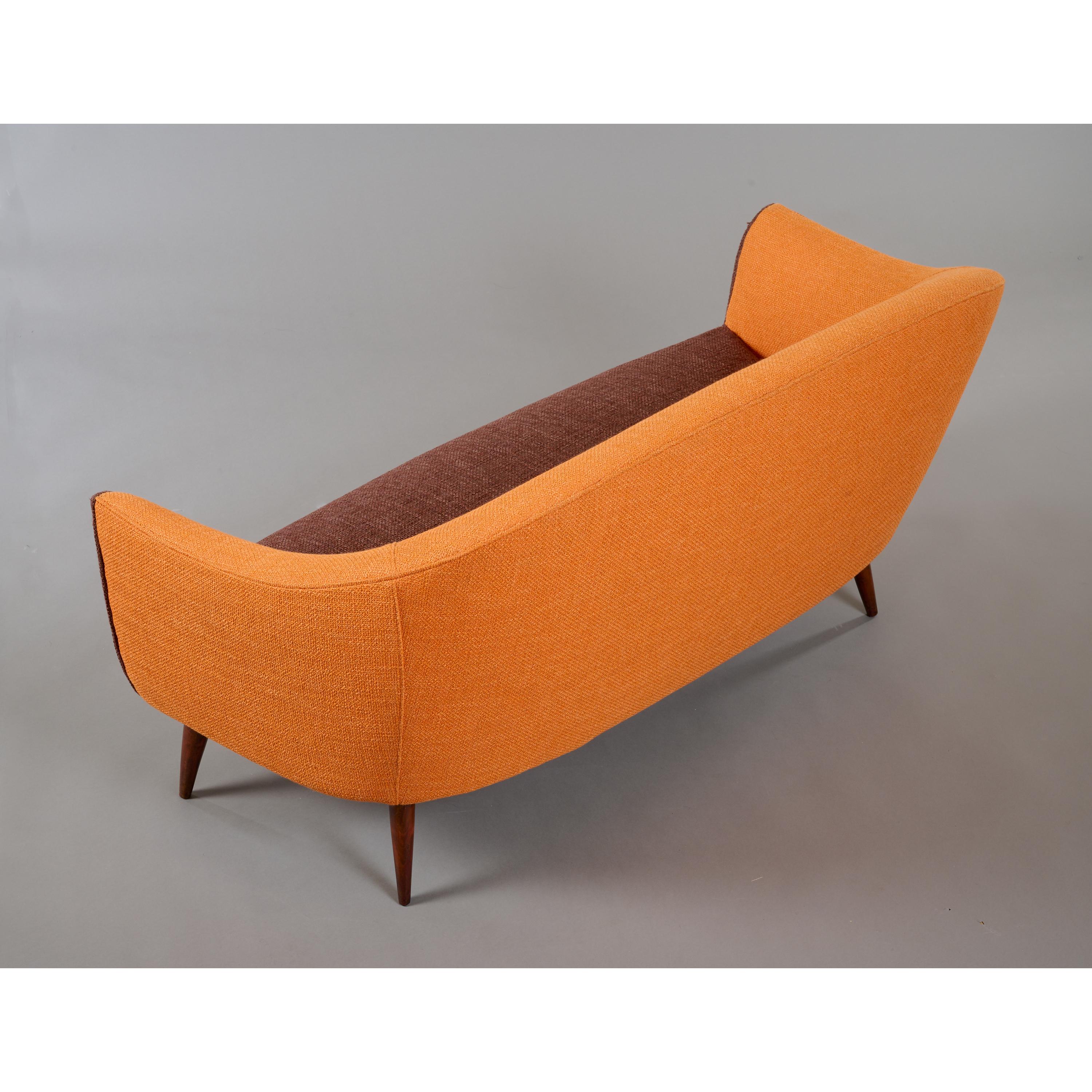 Curved ITSO Federico Munari Settee in Wood with Orange Upholstery, Italy 1950s For Sale 2