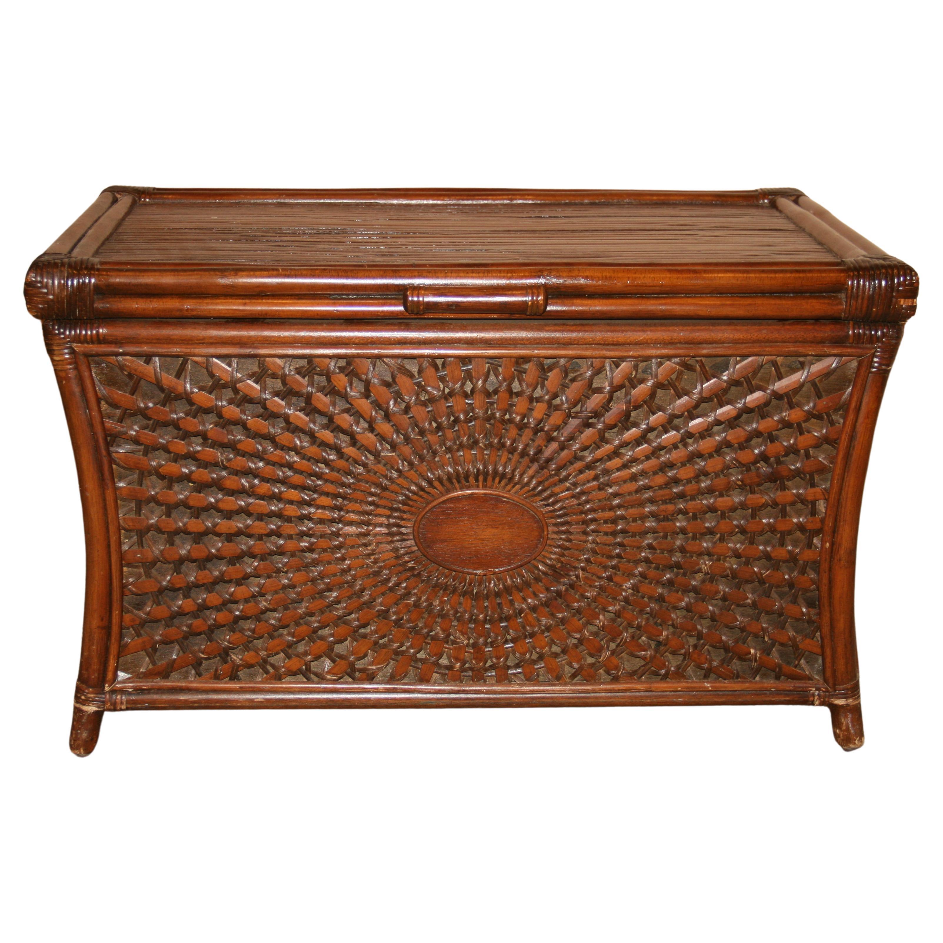Curved Leg Bamboo and Wicker Storage Chest/Coffee Table/Blanket Chest