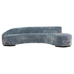 Divano curvo con sedile stretto e schienale stretto in stile Mid-Century