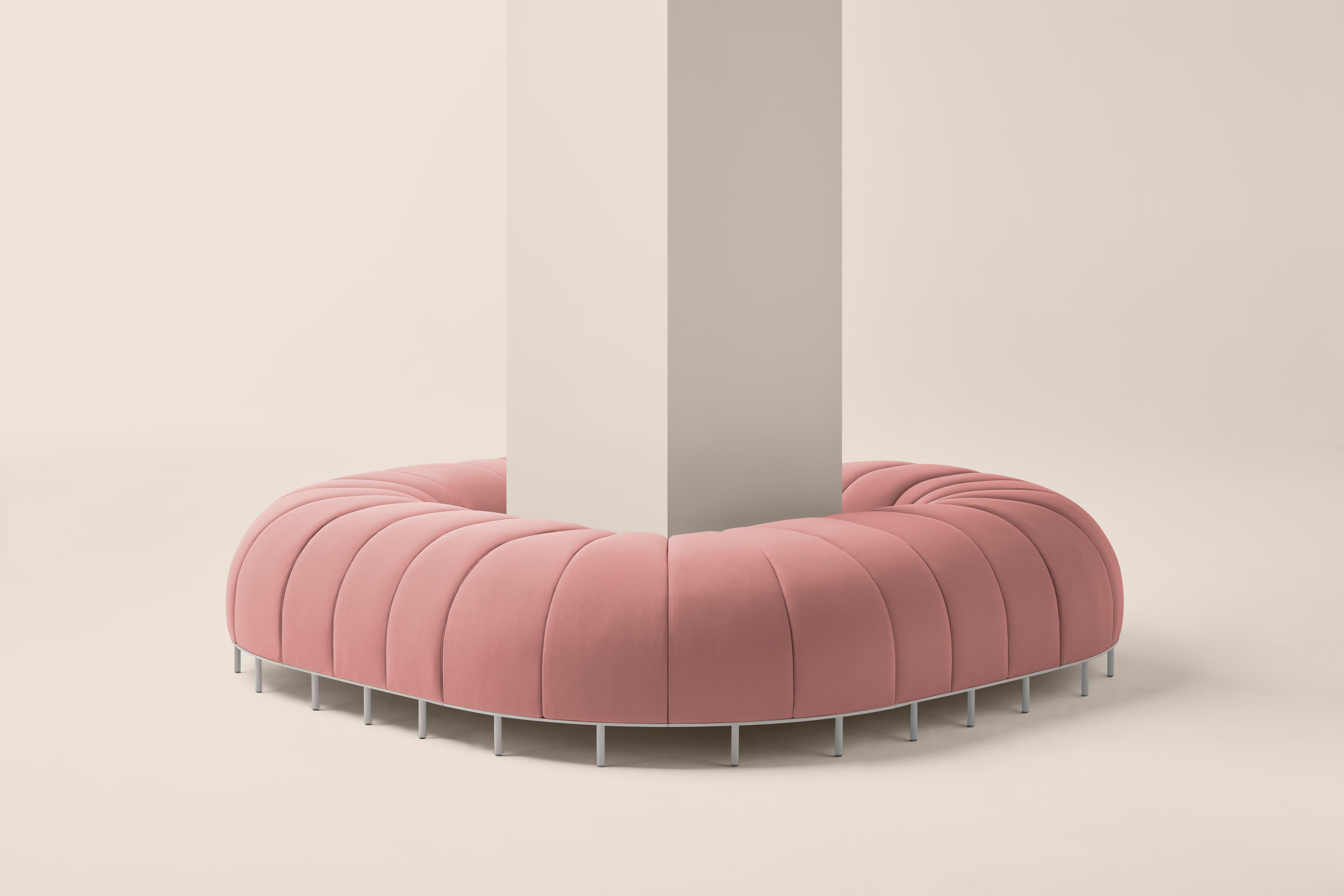 Curved Module 22.5° Worm Bench by Pepe Albargues In New Condition For Sale In Geneve, CH