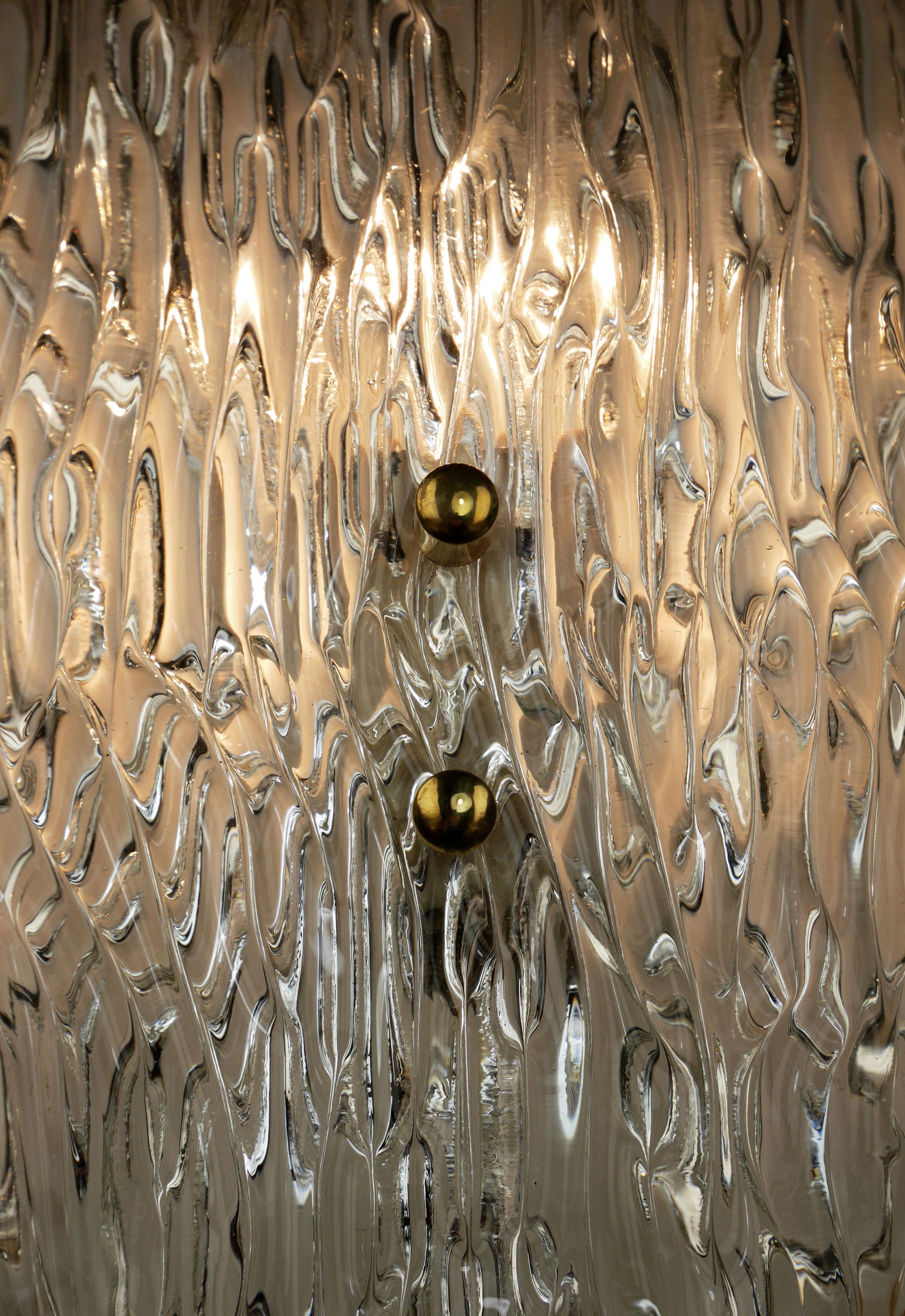 Murano Kalmar Curved Textured Glass Wall Sconce In Good Condition For Sale In Copenhagen, DK