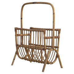 Gebogener Rattan-Zeitungsständer, 1950er-Jahre, Frankreich