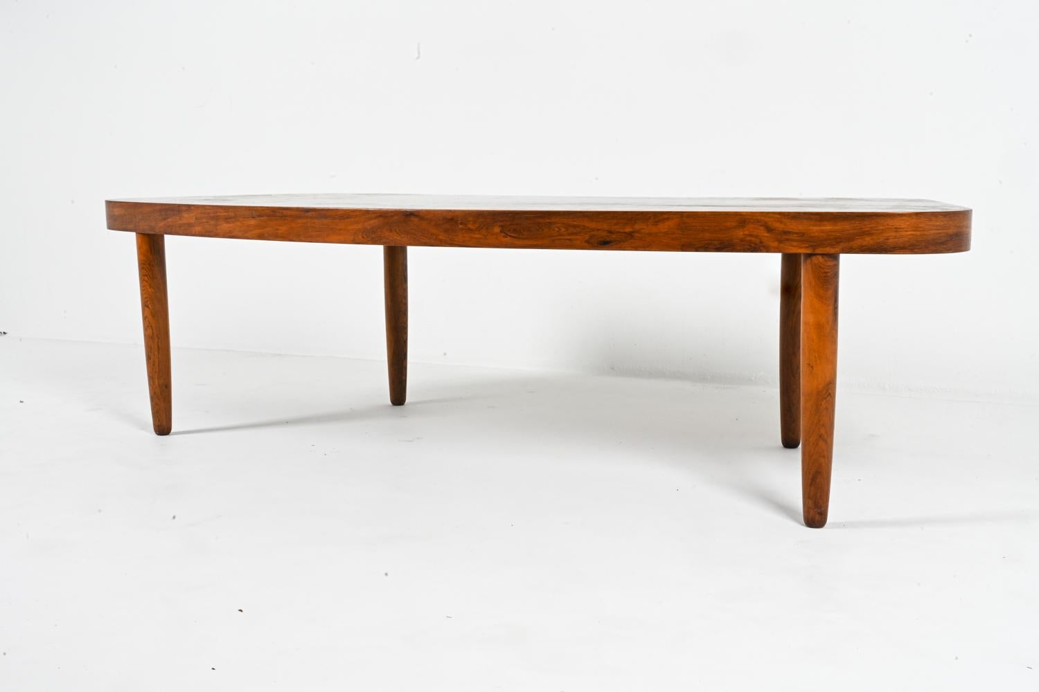 Curved Rosewood Coffee Table, Denmark 1960s In Good Condition For Sale In Norwalk, CT