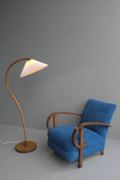 Curved Sculptural Art Deco Nutwood Ball Floor Lamp, France, 1940s