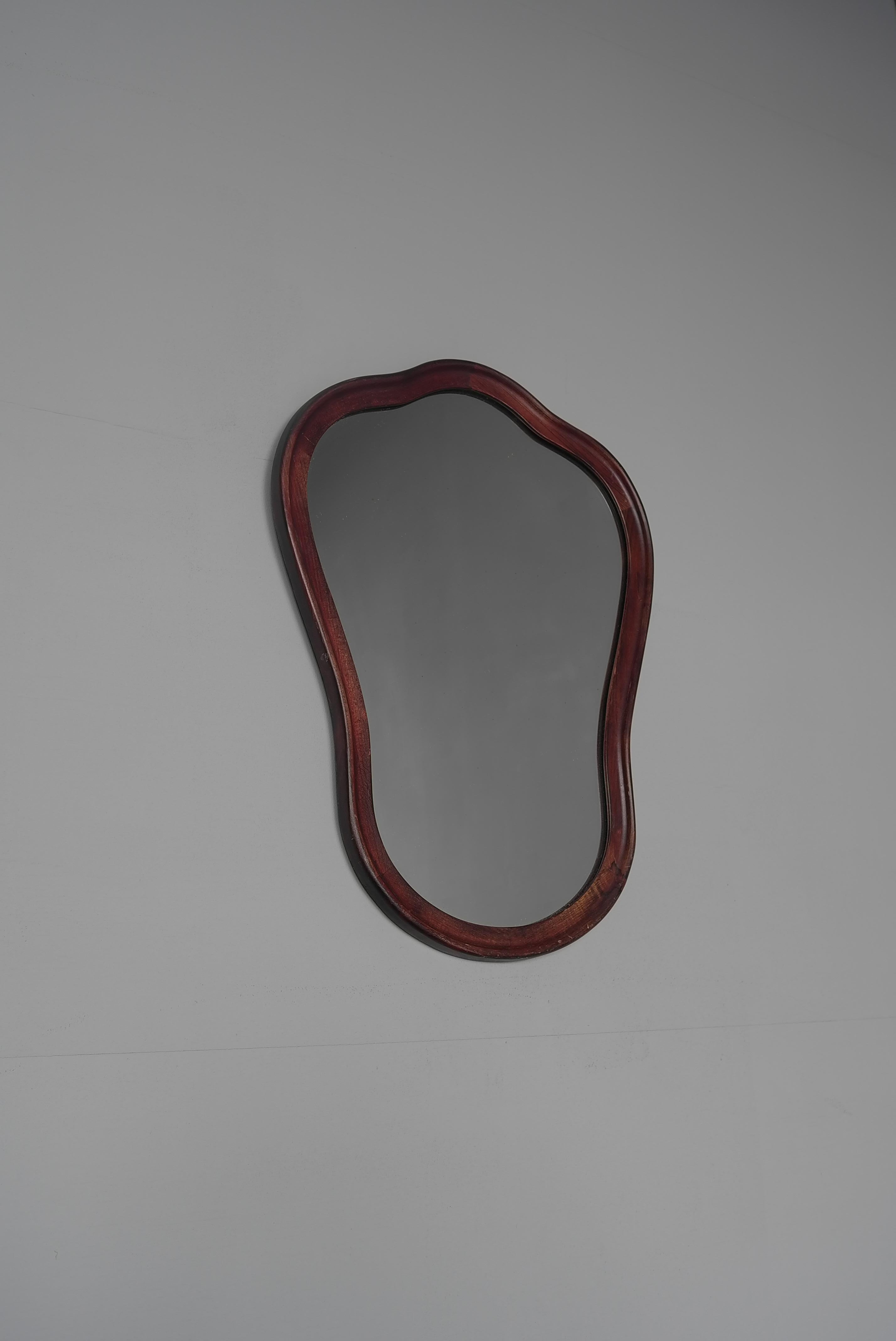 Curved Sculptural Wooden Wall Mirror, Italy 1960's For Sale 1