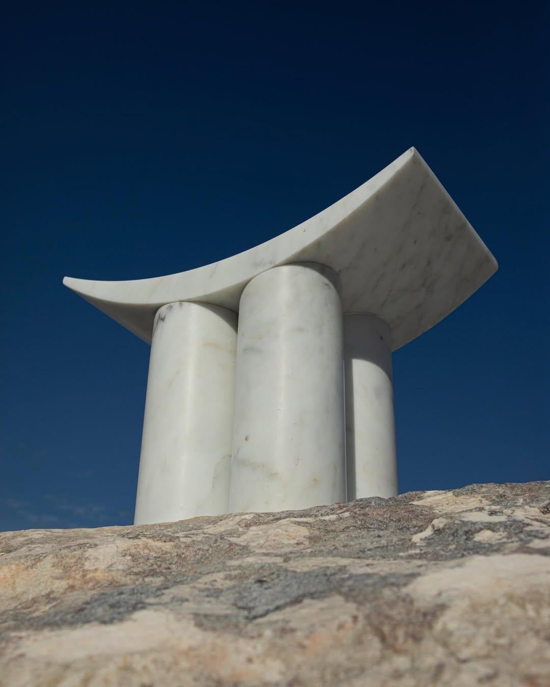 Sgabello Gamma in marmo bianco di Pietro Franceschini In condizioni Nuovo in vendita a Geneve, CH
