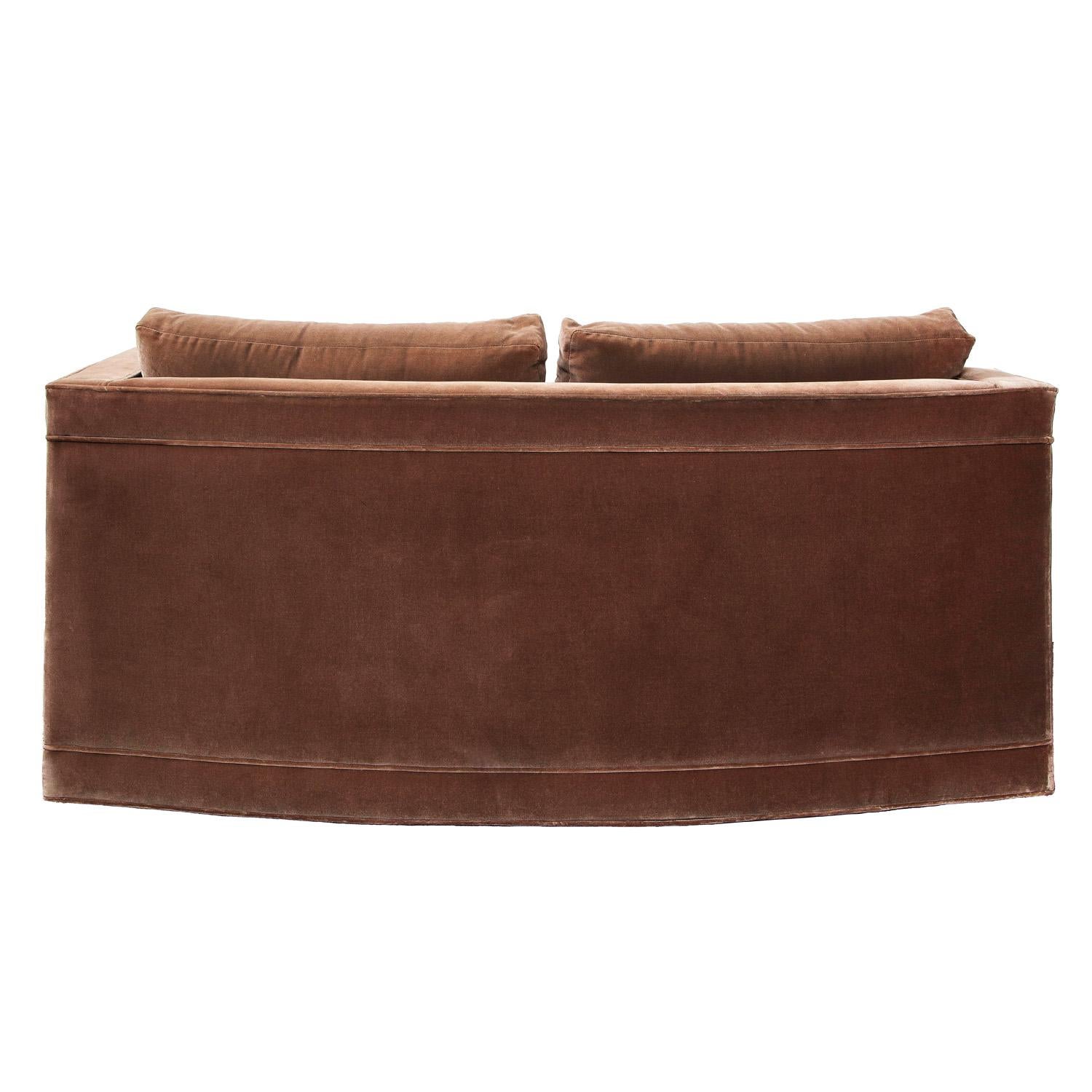 Modern Elegant Curved Sofa In Silk Velvet 2020