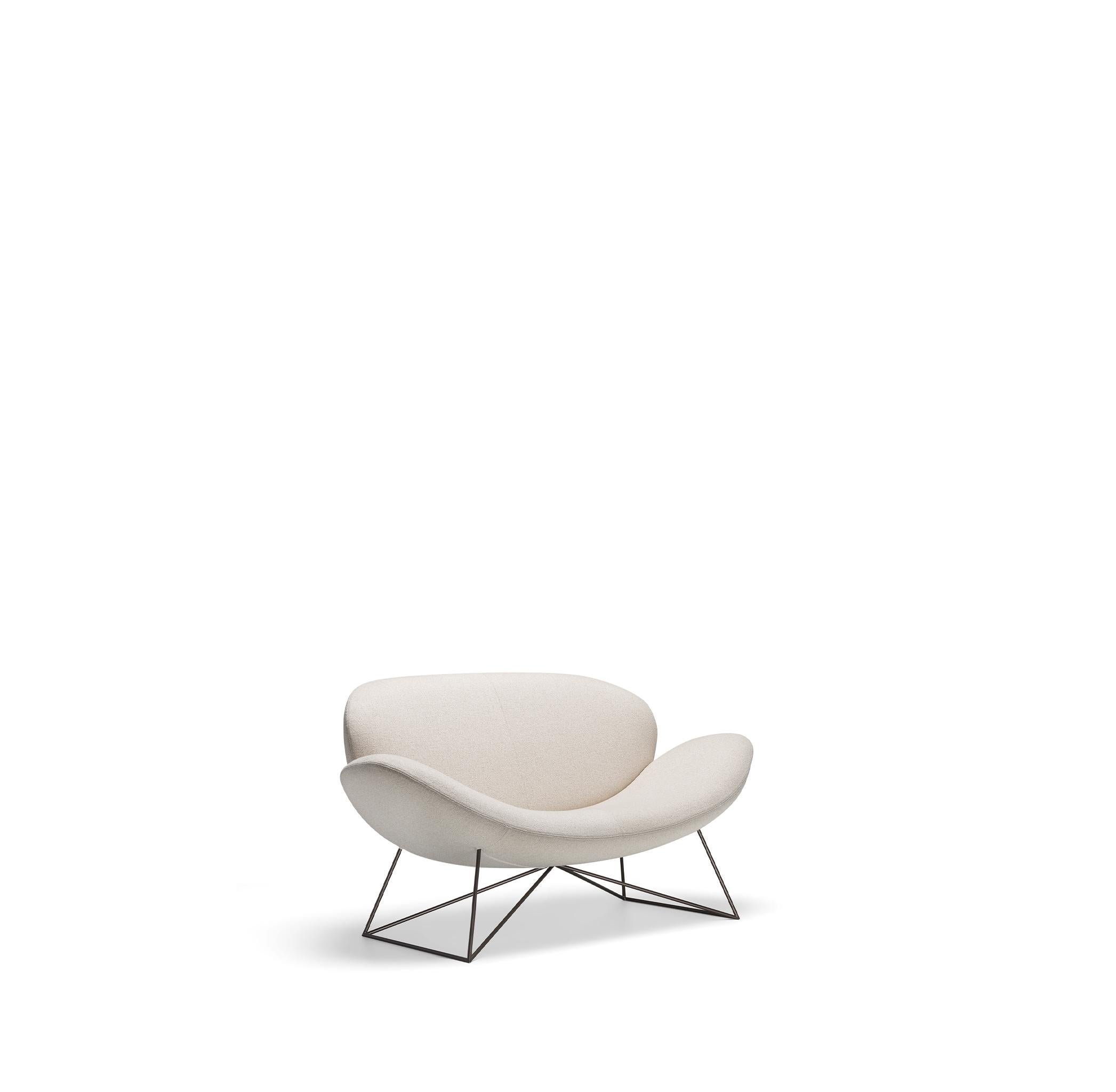 Modern Heritage design fabric Loveseat Molteni&C by Gio Ponti - D.157.6 For Sale