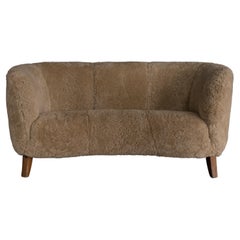 Retro Curved Sheepskin Sofa