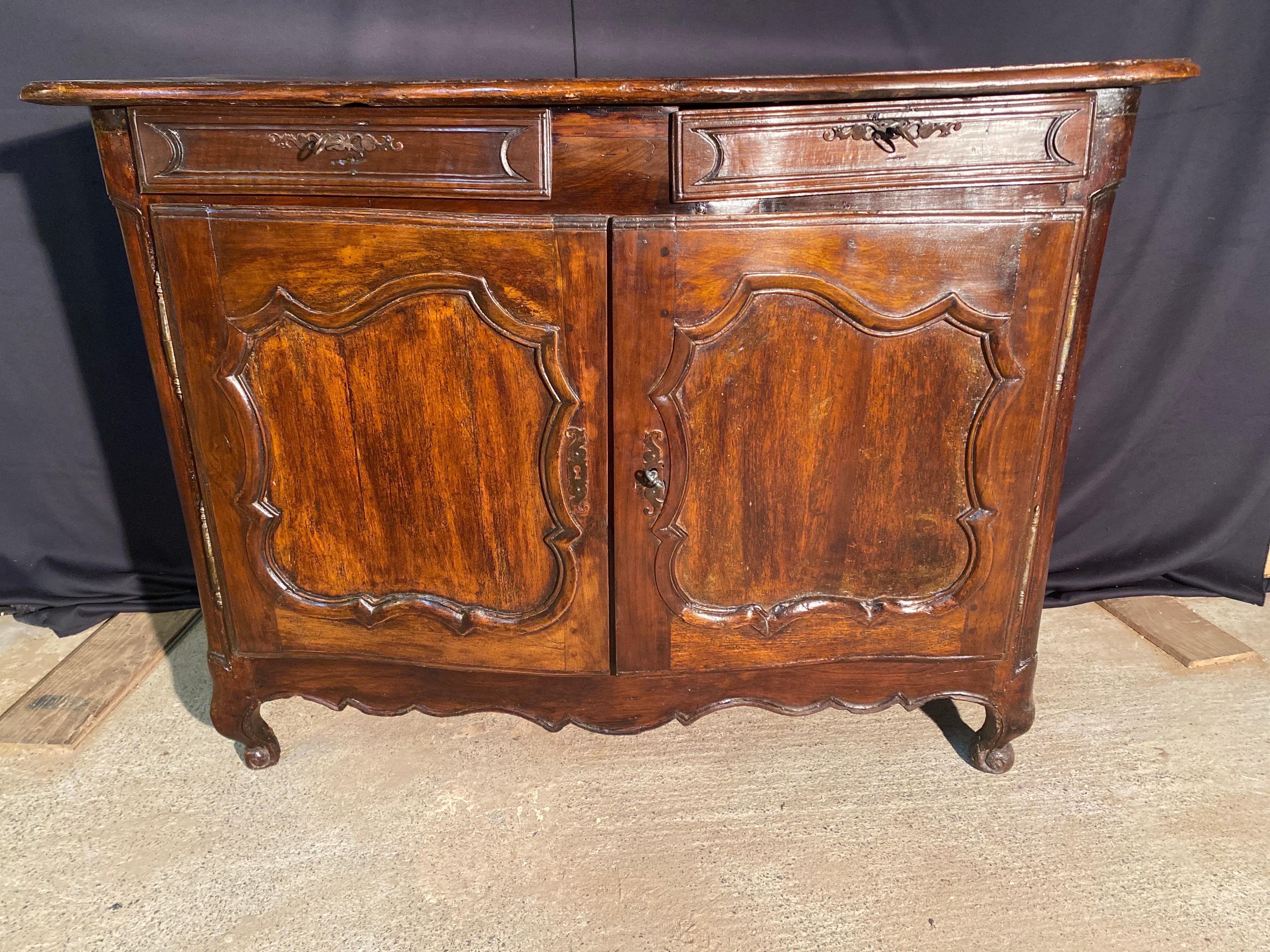 Curved sideboard dating from the 18th century in Louis XV  For Sale 7