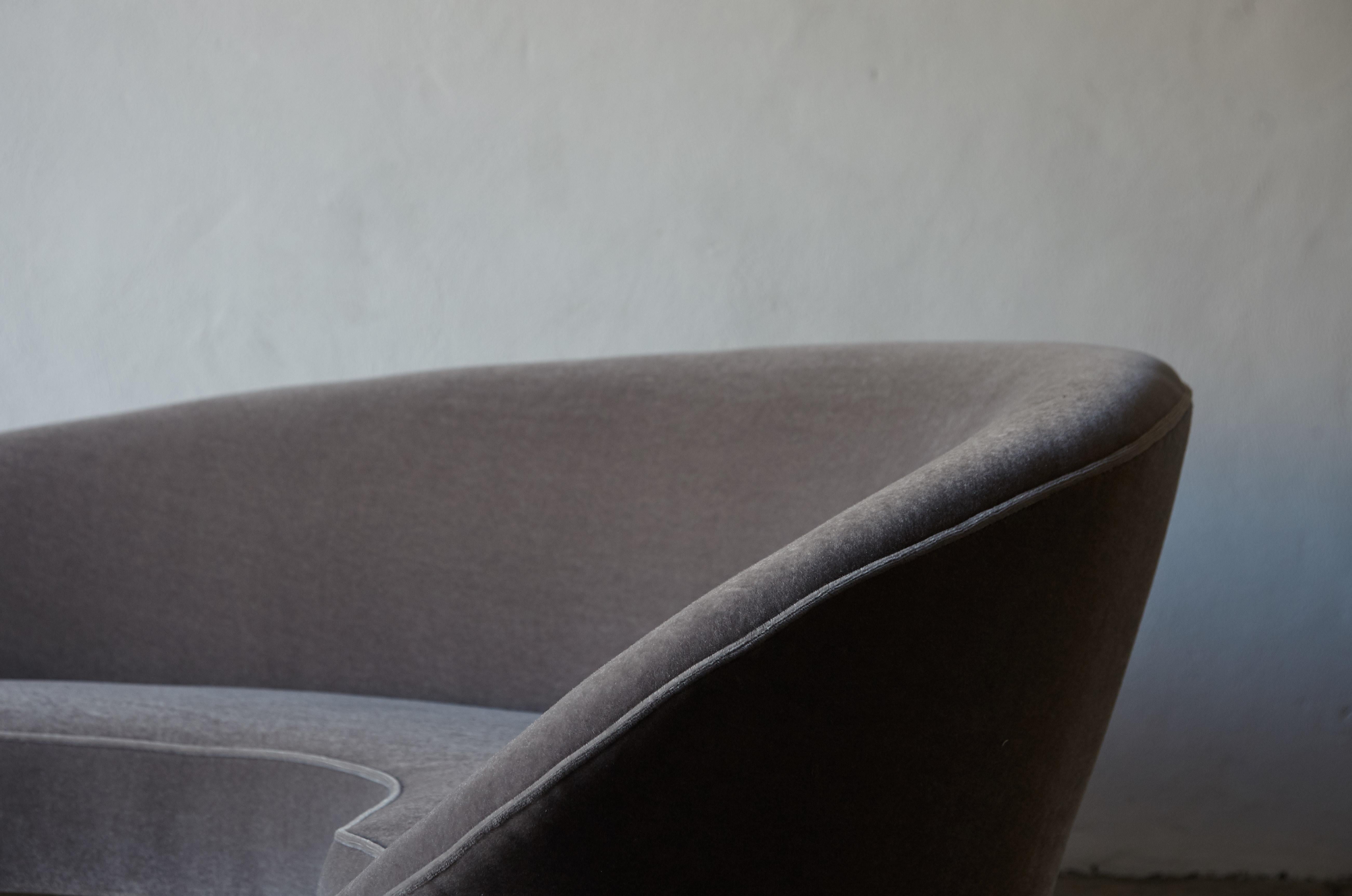 Curved Sofa Attributed to Ico Parisi / Federico Munari, Italy, 1950s 3